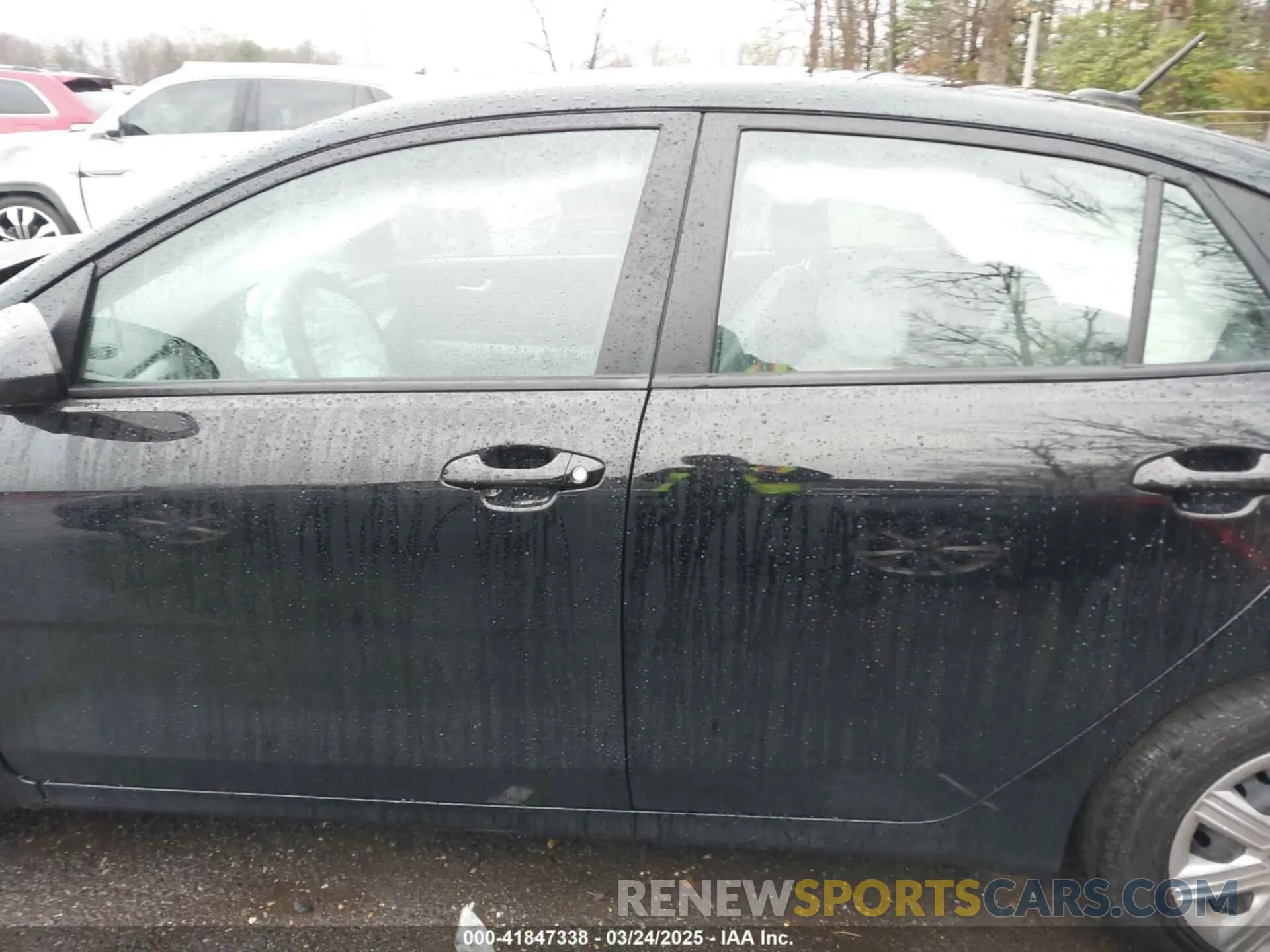 14 Photograph of a damaged car 3KPA24AD9PE629927 KIA RIO 2023