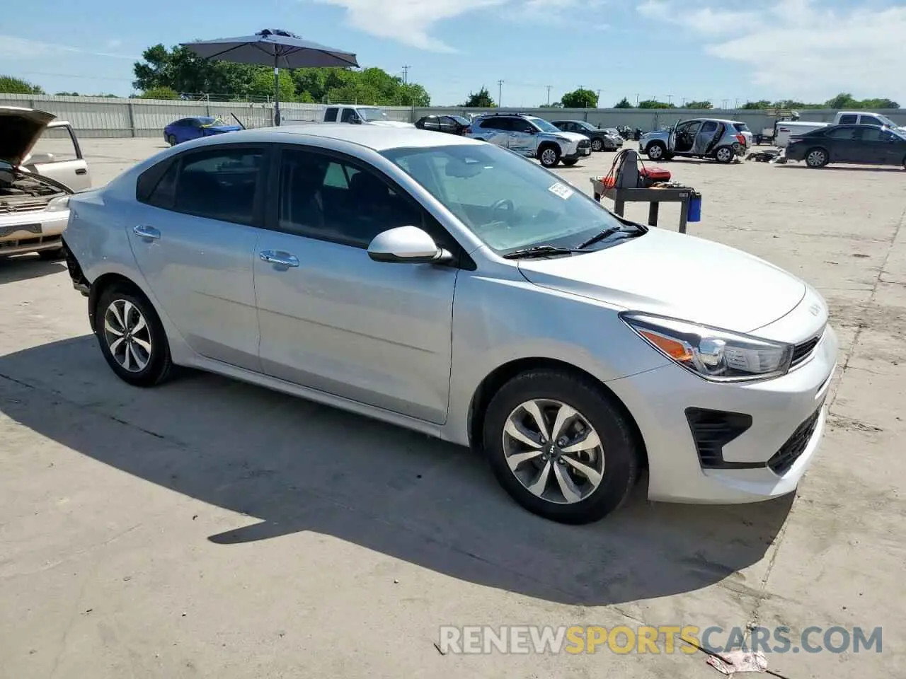 4 Photograph of a damaged car 3KPA24ADXPE529688 KIA RIO 2023
