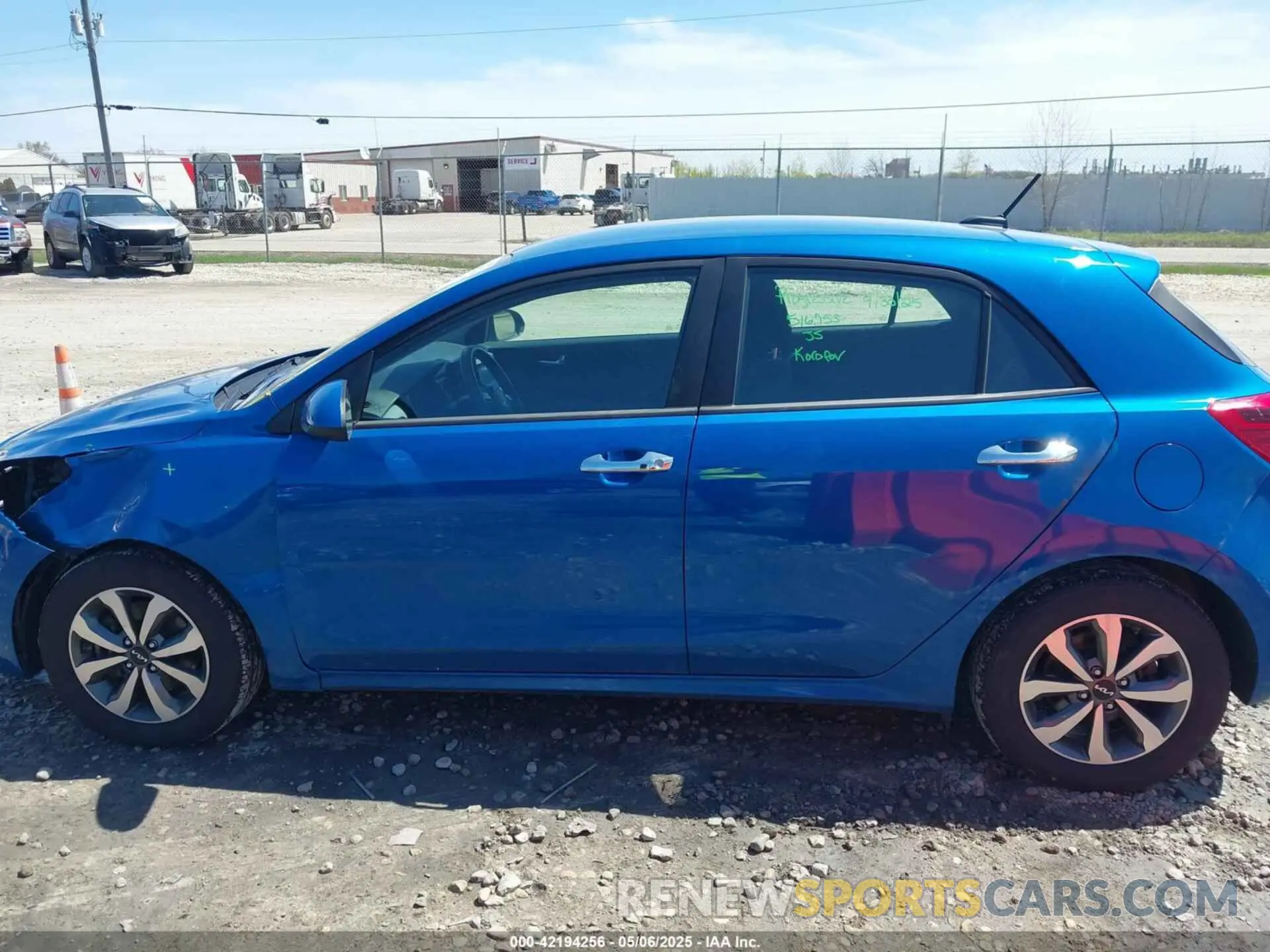 14 Photograph of a damaged car 3KPA25AD9PE514279 KIA RIO 2023
