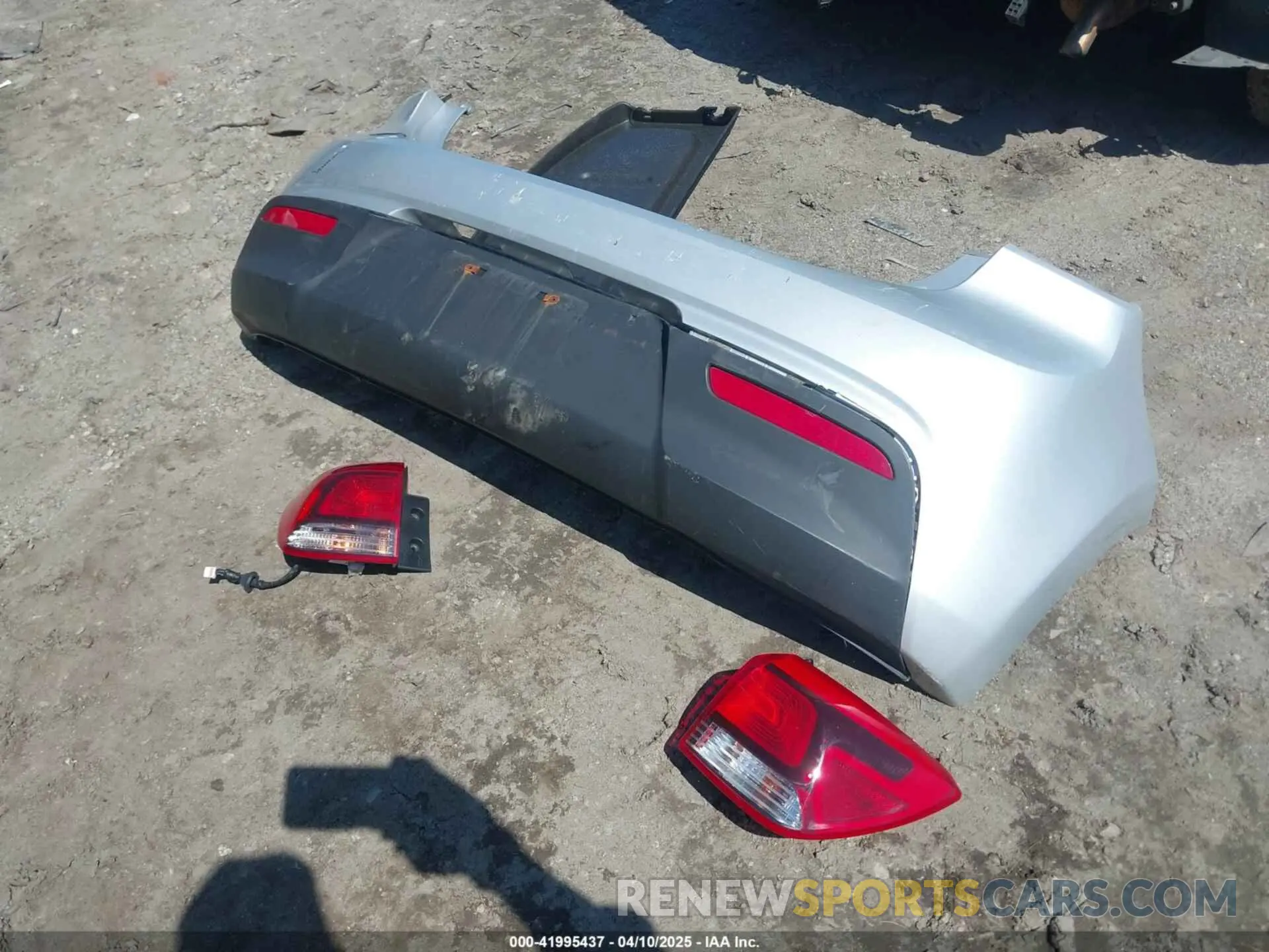 12 Photograph of a damaged car 3KPA25AB1KE194432 KIA RIO 5-DOOR 2019