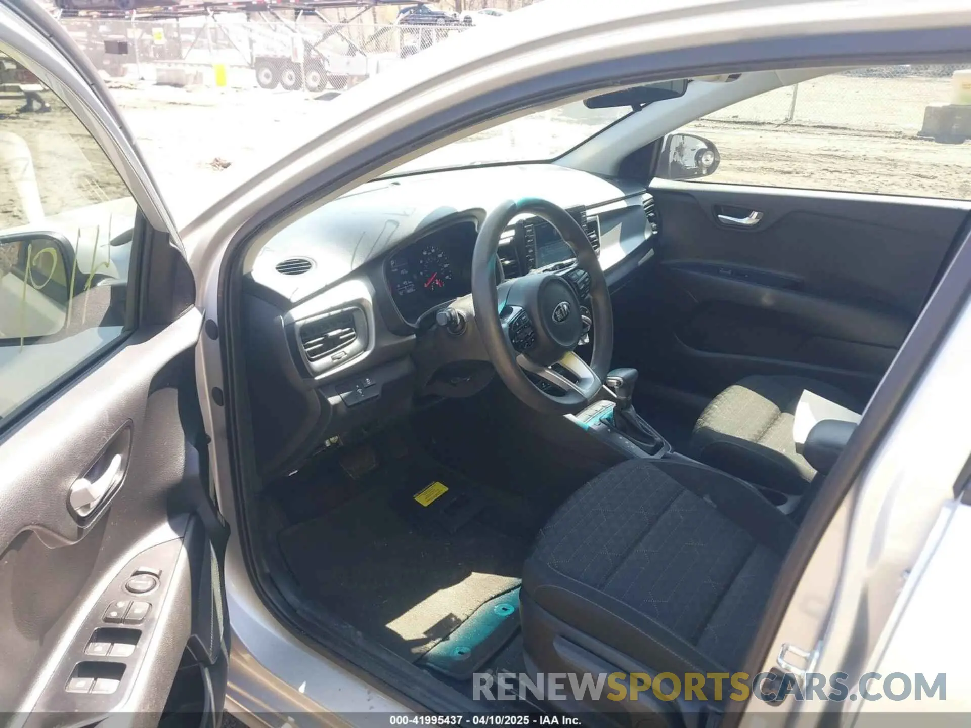 5 Photograph of a damaged car 3KPA25AB1KE194432 KIA RIO 5-DOOR 2019