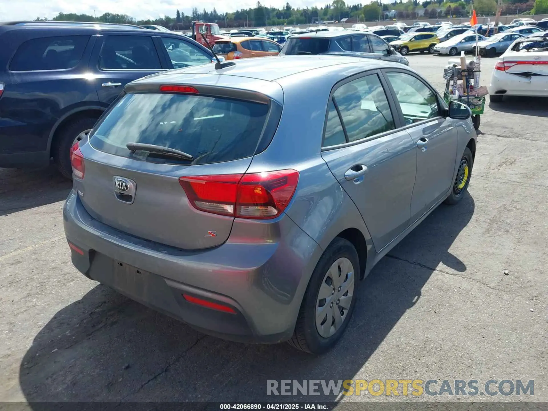 4 Photograph of a damaged car 3KPA25AB2KE210251 KIA RIO 5-DOOR 2019