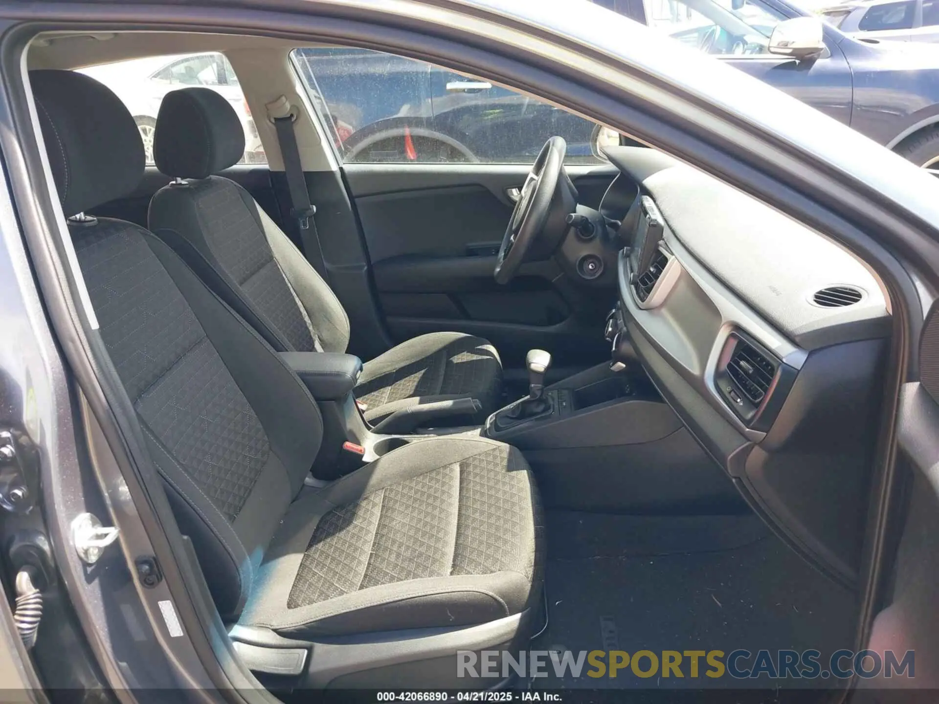 5 Photograph of a damaged car 3KPA25AB2KE210251 KIA RIO 5-DOOR 2019