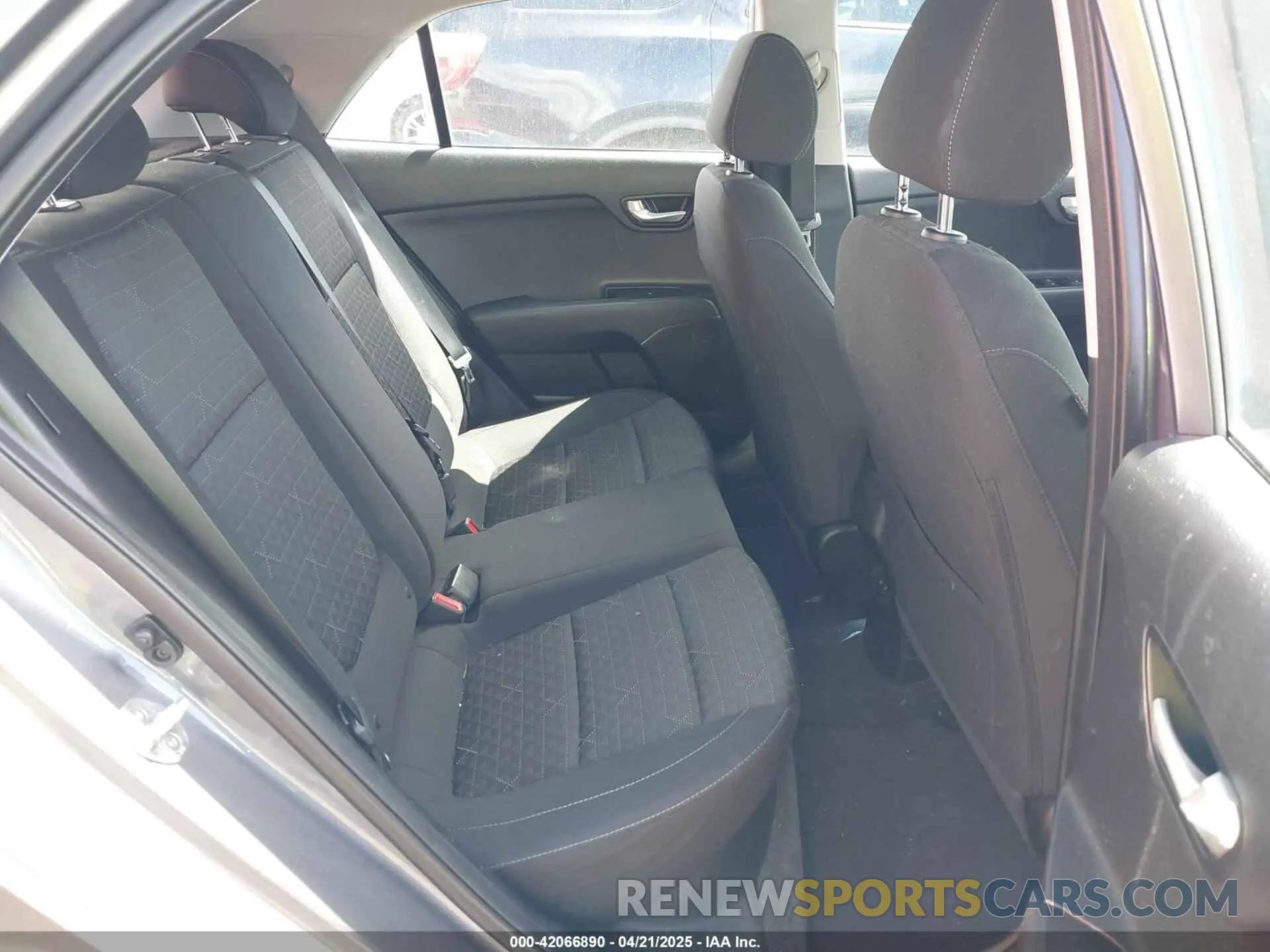 8 Photograph of a damaged car 3KPA25AB2KE210251 KIA RIO 5-DOOR 2019