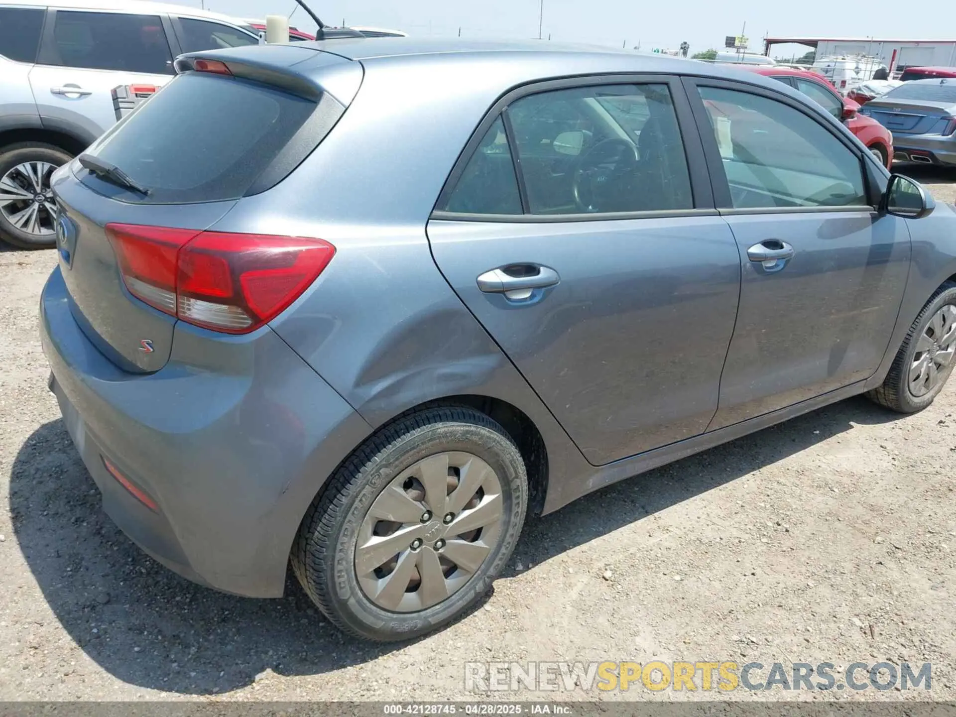 4 Photograph of a damaged car 3KPA25AB5KE215783 KIA RIO 5-DOOR 2019