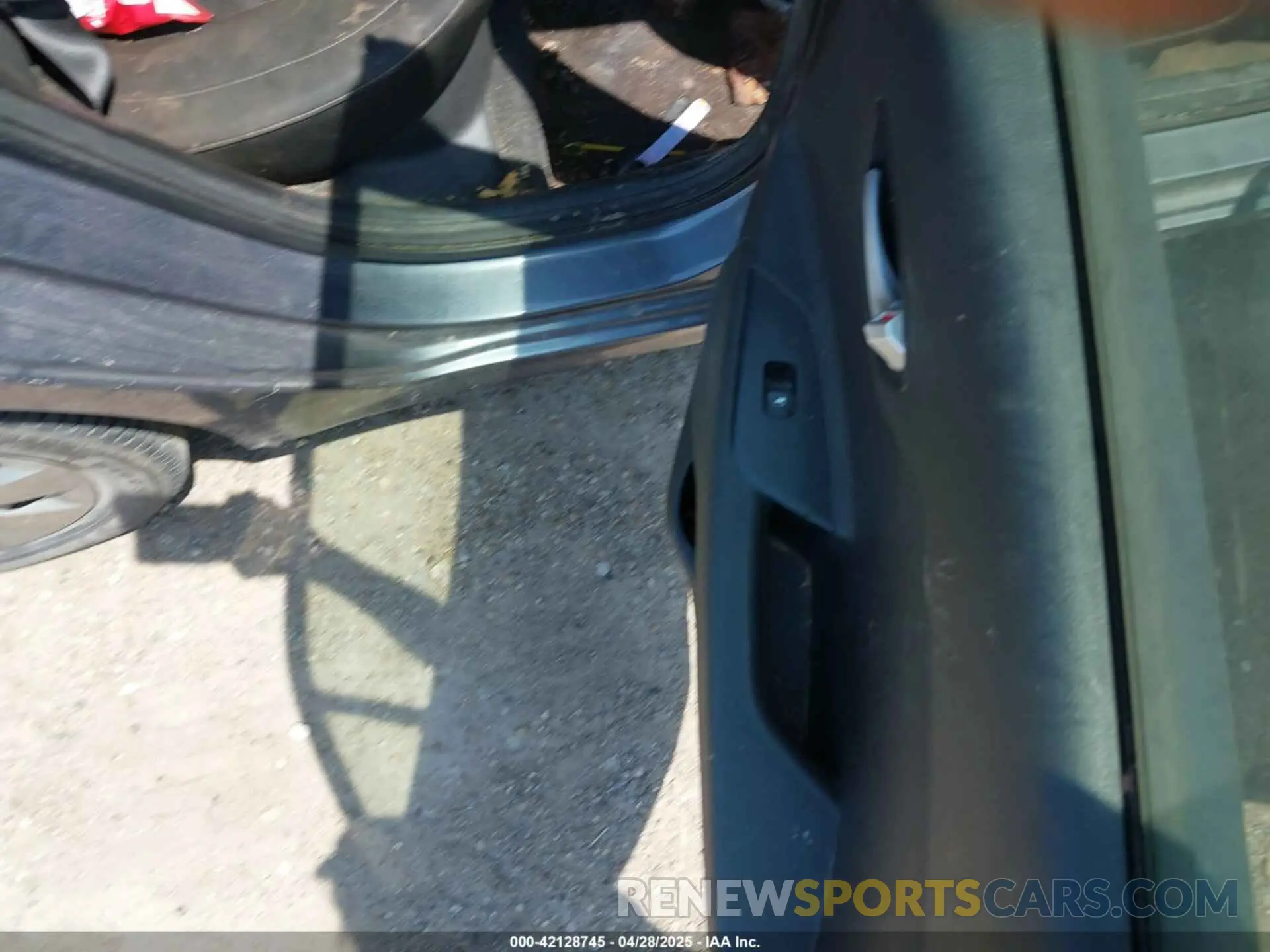 5 Photograph of a damaged car 3KPA25AB5KE215783 KIA RIO 5-DOOR 2019