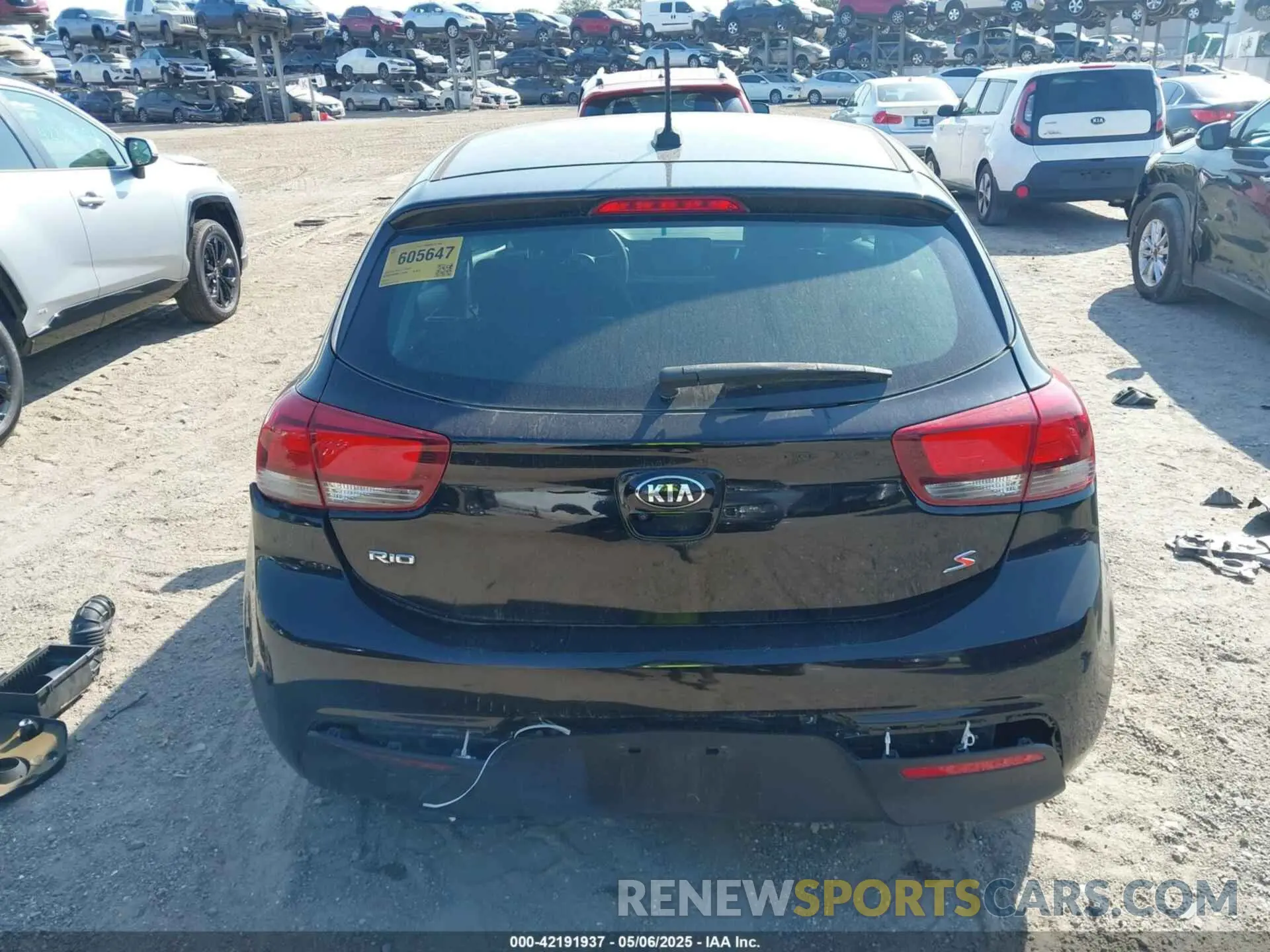 16 Photograph of a damaged car 3KPA25AB6KE176055 KIA RIO 5-DOOR 2019