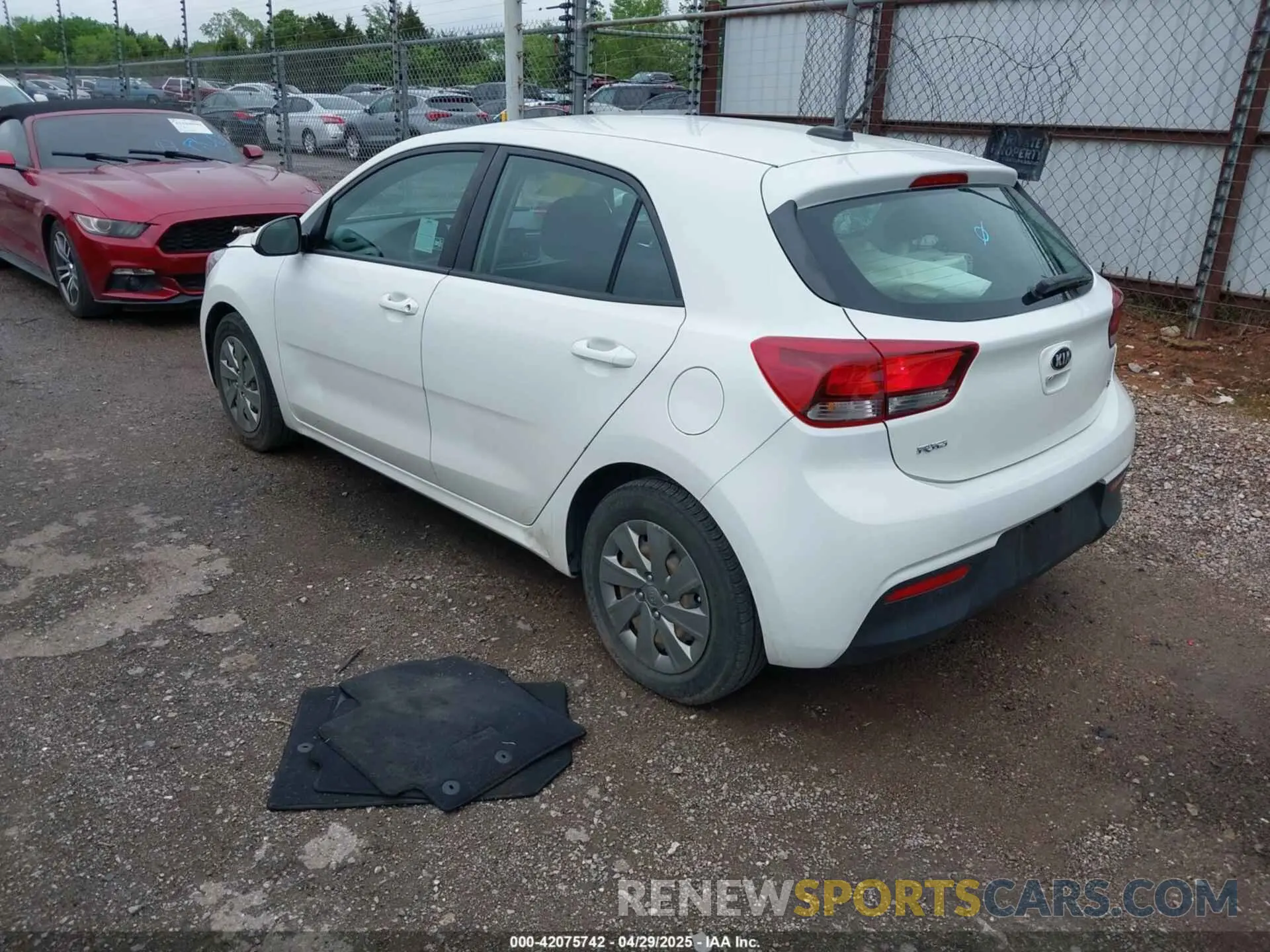 3 Photograph of a damaged car 3KPA25AD0LE277224 KIA RIO 5-DOOR 2020
