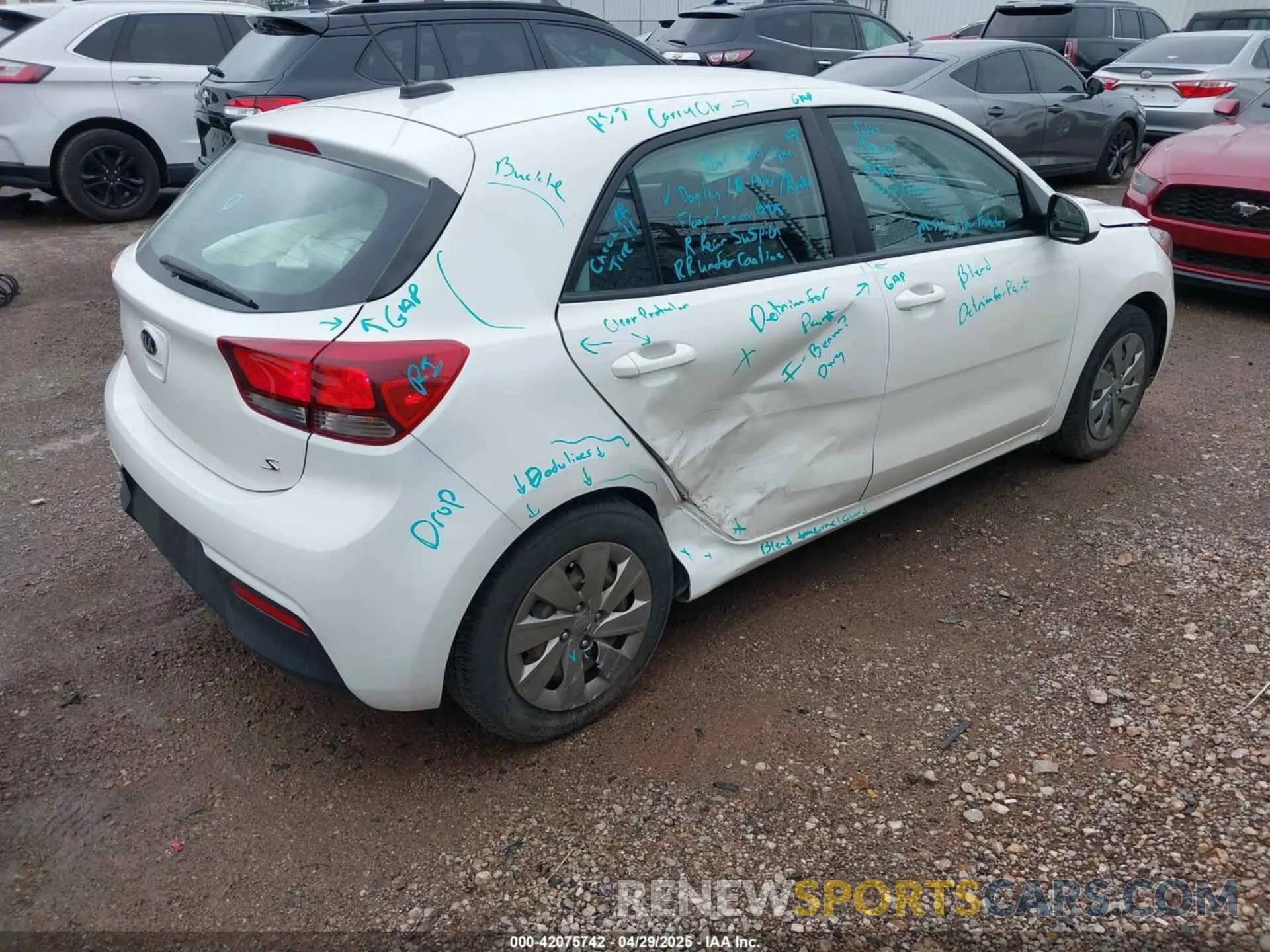 4 Photograph of a damaged car 3KPA25AD0LE277224 KIA RIO 5-DOOR 2020