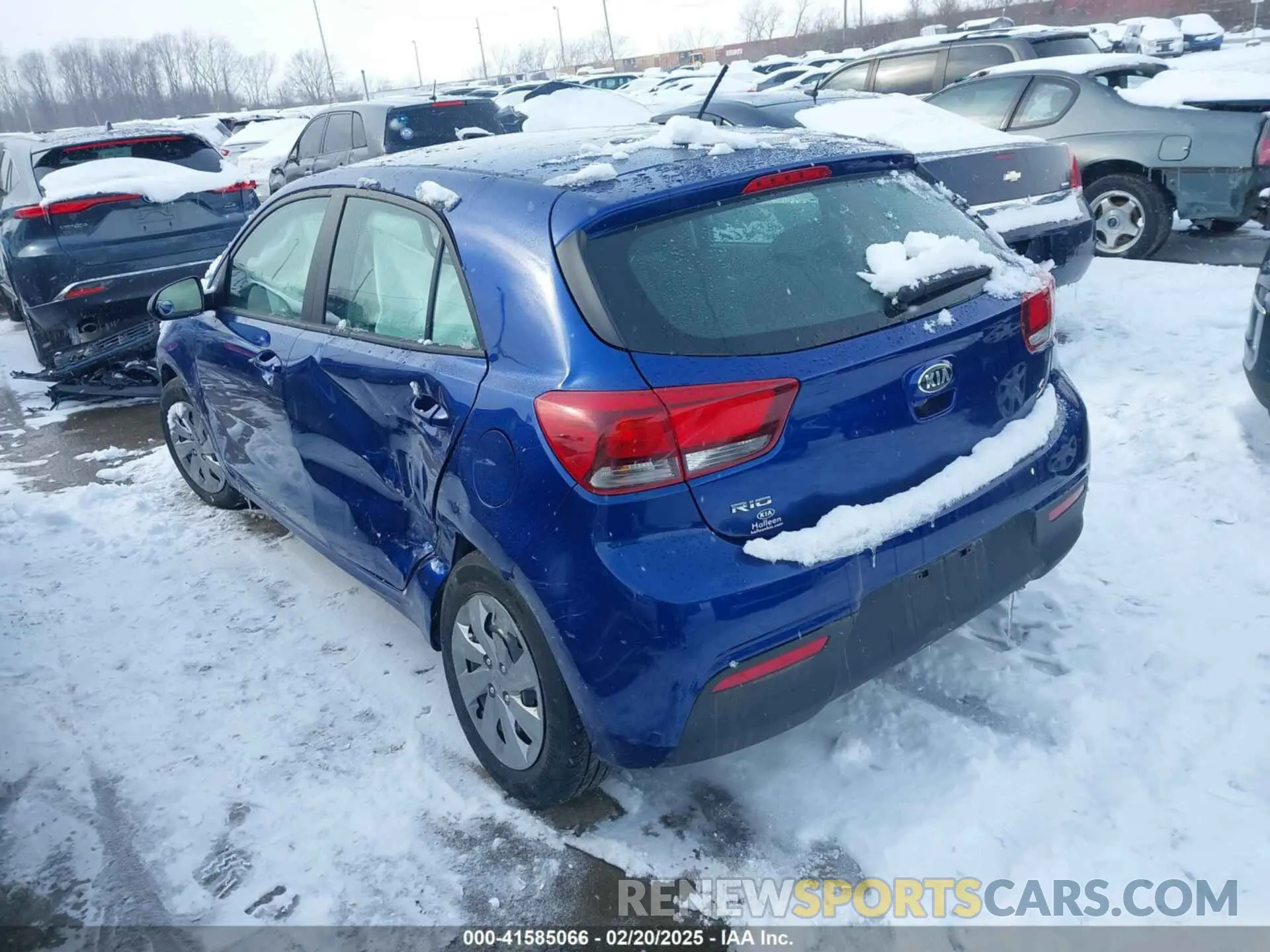 3 Photograph of a damaged car 3KPA25AD2LE342042 KIA RIO 5-DOOR 2020