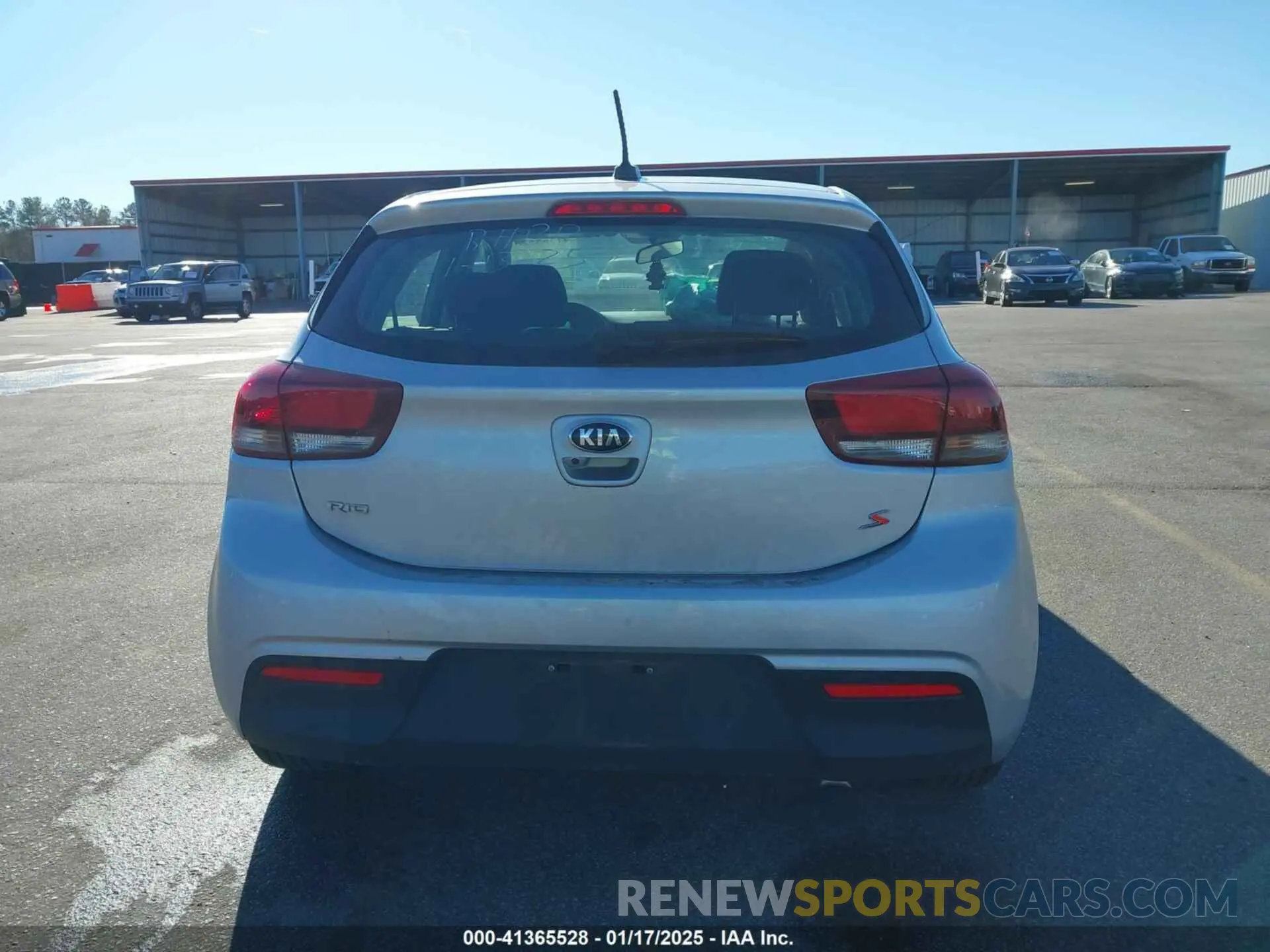16 Photograph of a damaged car 3KPA25AD7LE348113 KIA RIO 5-DOOR 2020
