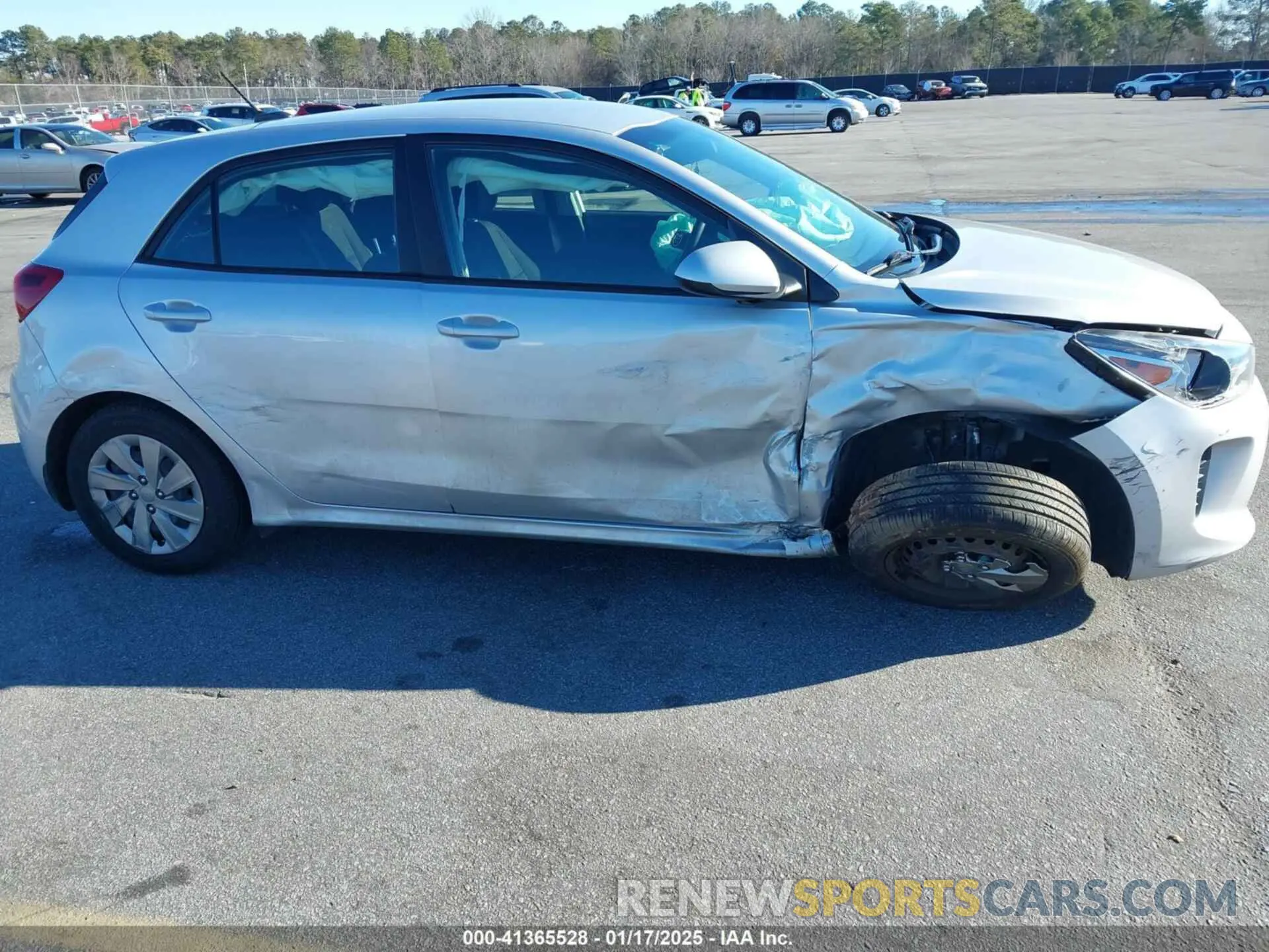 6 Photograph of a damaged car 3KPA25AD7LE348113 KIA RIO 5-DOOR 2020