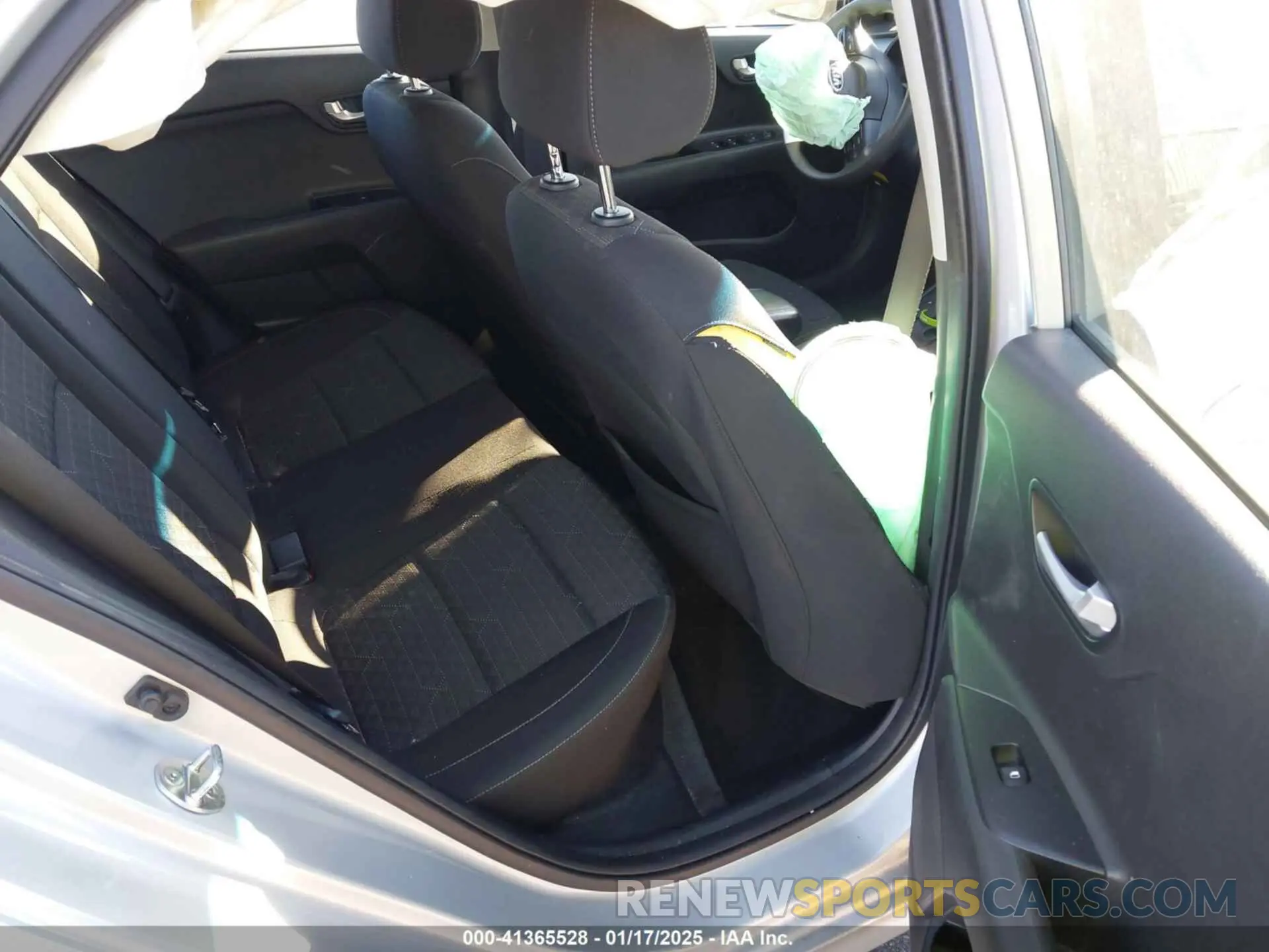 8 Photograph of a damaged car 3KPA25AD7LE348113 KIA RIO 5-DOOR 2020