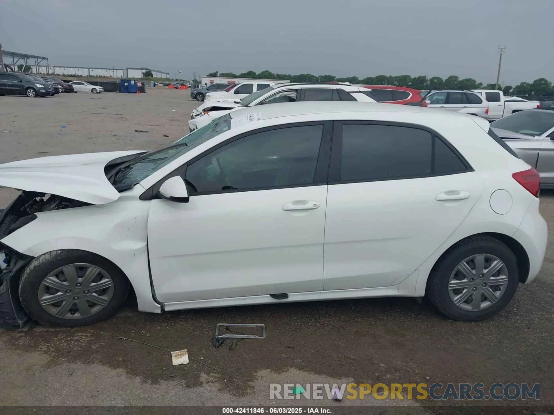 14 Photograph of a damaged car 3KPA25AD4ME377327 KIA RIO 5-DOOR 2021