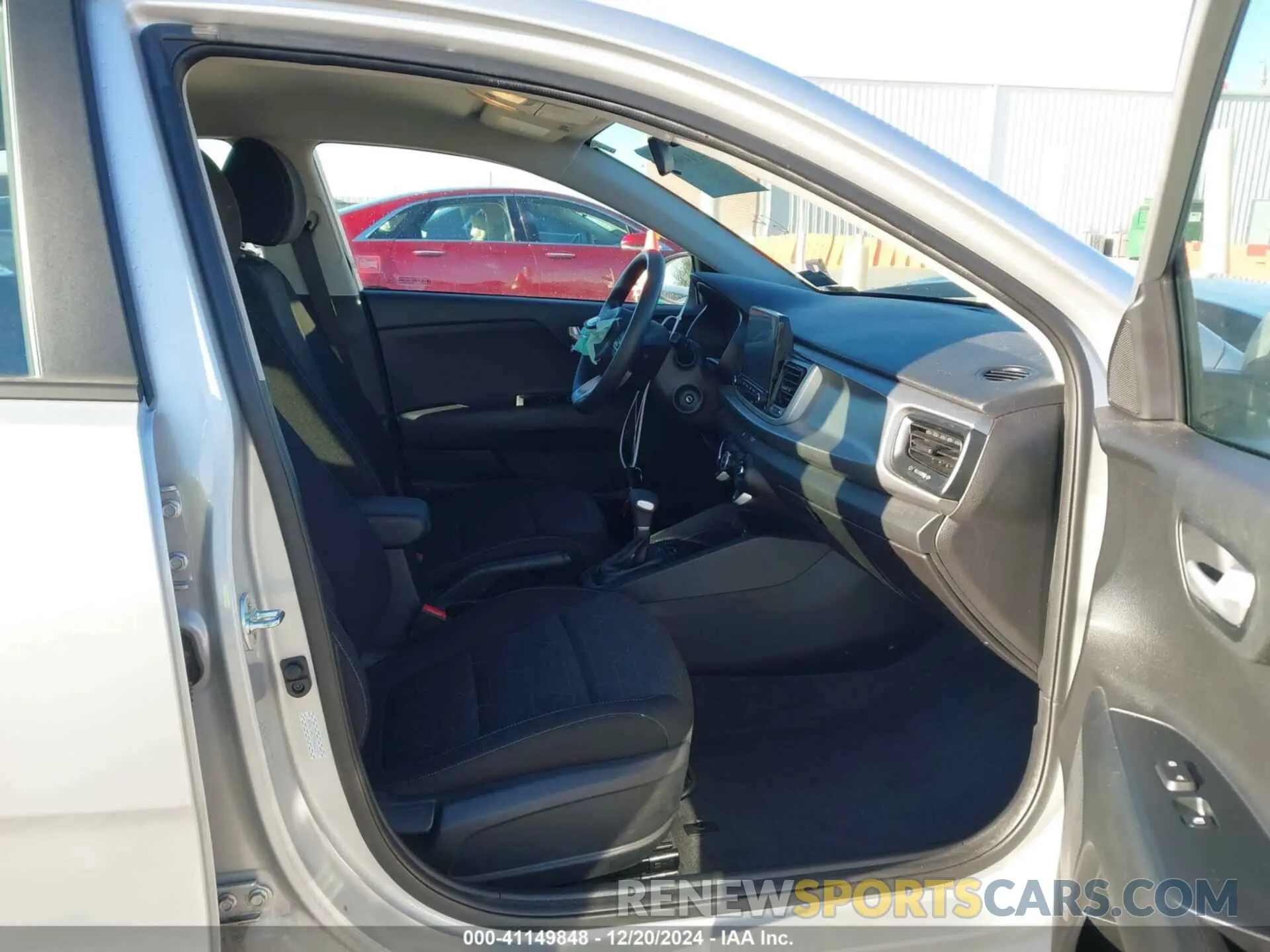 5 Photograph of a damaged car 3KPA25AD7ME433289 KIA RIO 5-DOOR 2021