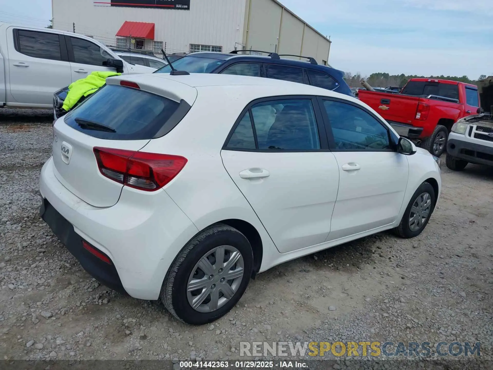 13 Photograph of a damaged car 3KPA25AD5NE457866 KIA RIO 5-DOOR 2022
