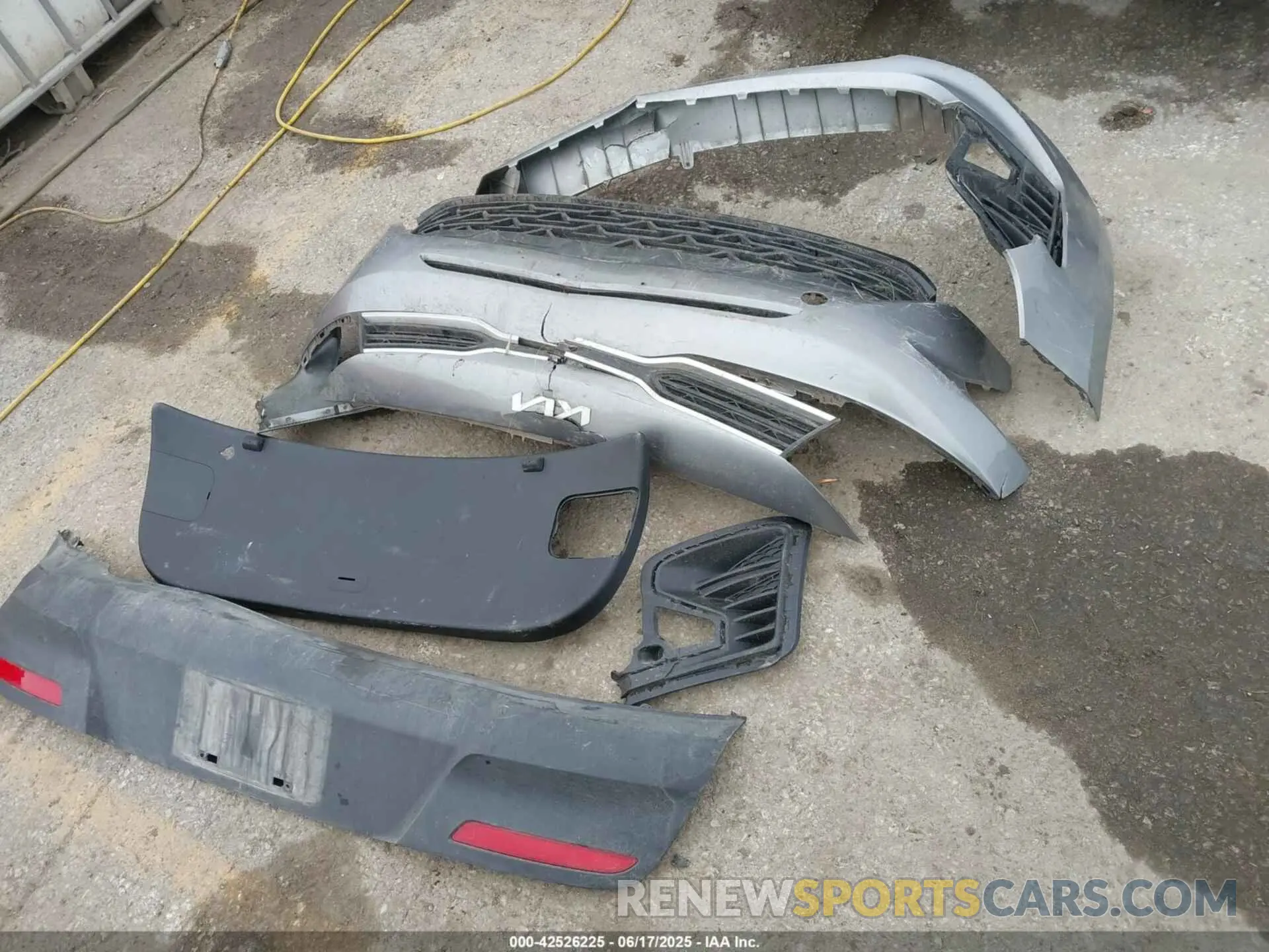 12 Photograph of a damaged car 3KPA25AD5NE479950 KIA RIO 5-DOOR 2022
