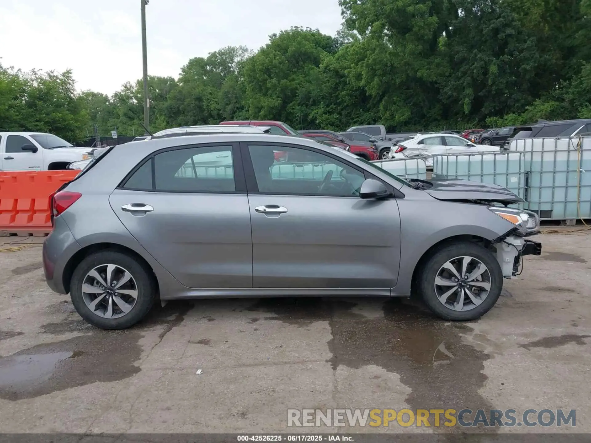 14 Photograph of a damaged car 3KPA25AD5NE479950 KIA RIO 5-DOOR 2022