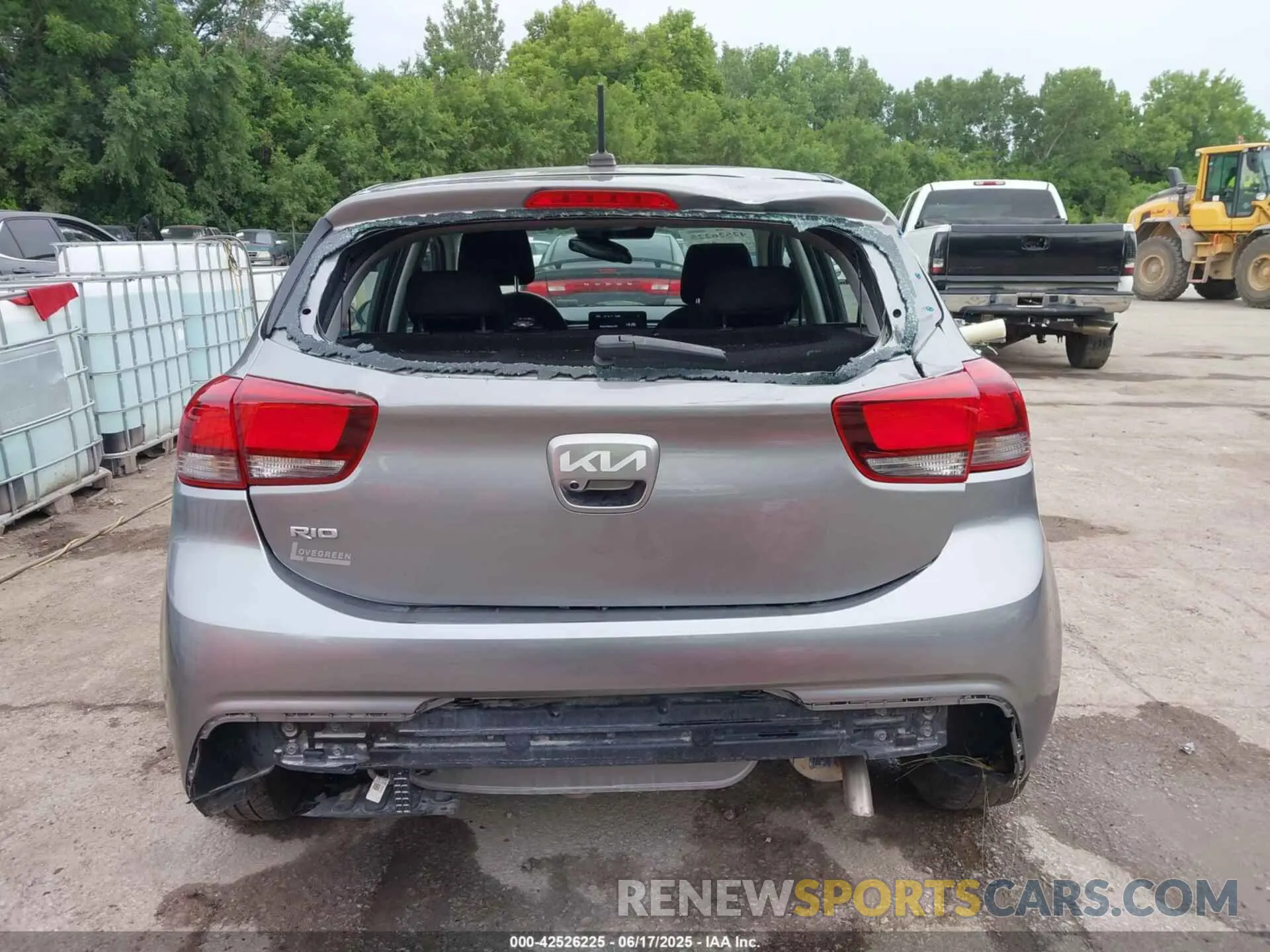 18 Photograph of a damaged car 3KPA25AD5NE479950 KIA RIO 5-DOOR 2022