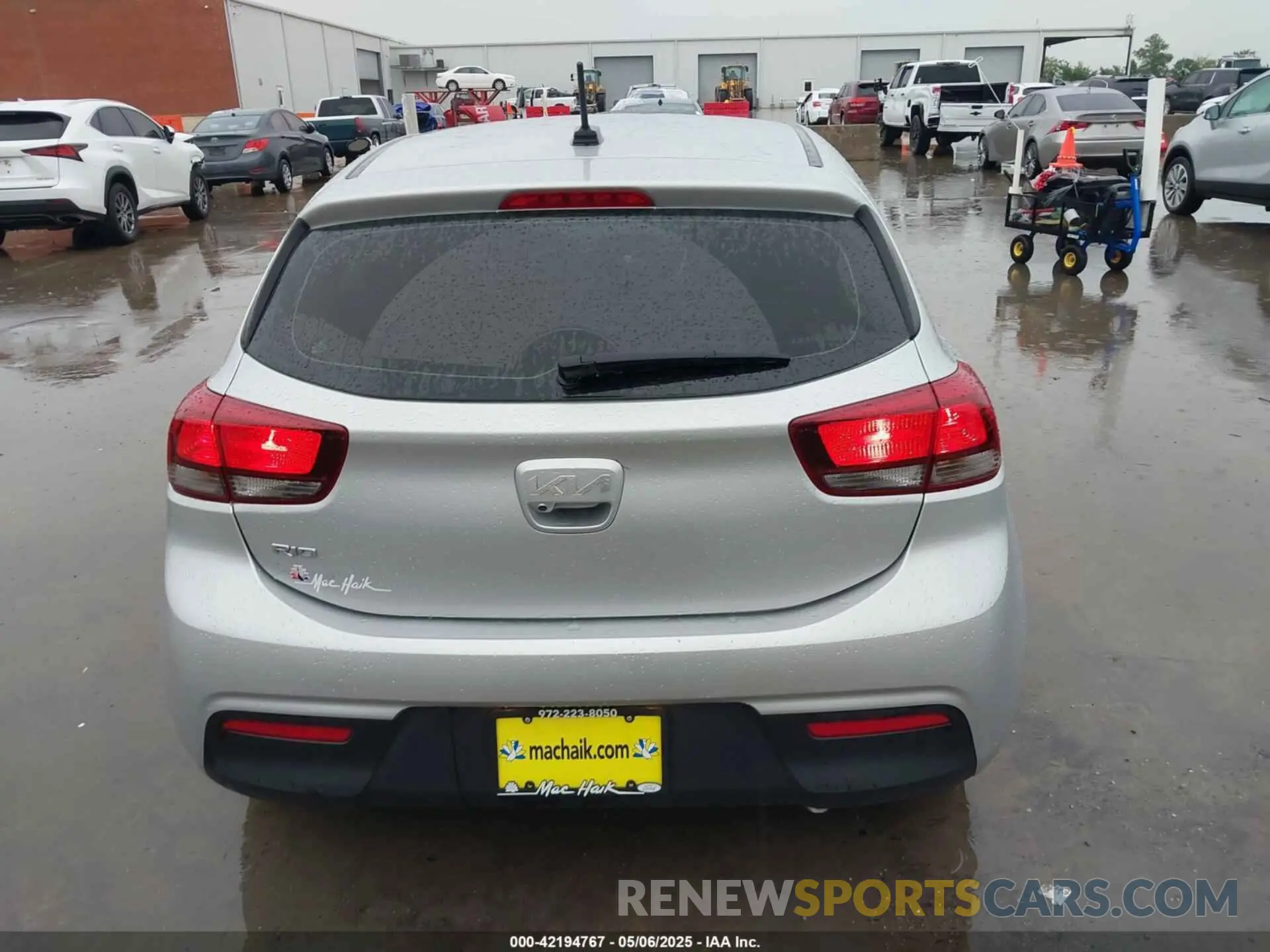 17 Photograph of a damaged car 3KPA25AD3PE529800 KIA RIO 5-DOOR 2023