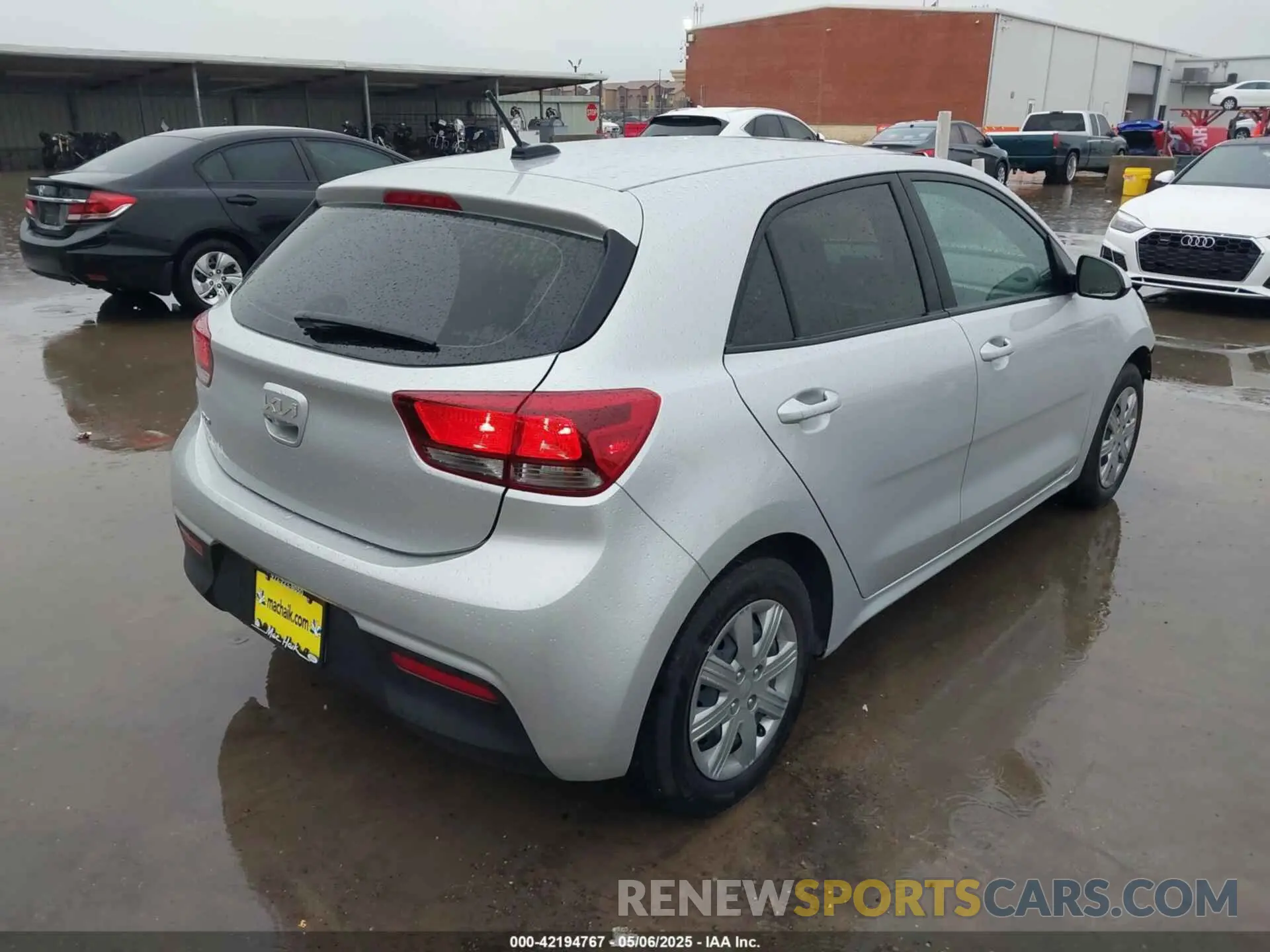 4 Photograph of a damaged car 3KPA25AD3PE529800 KIA RIO 5-DOOR 2023