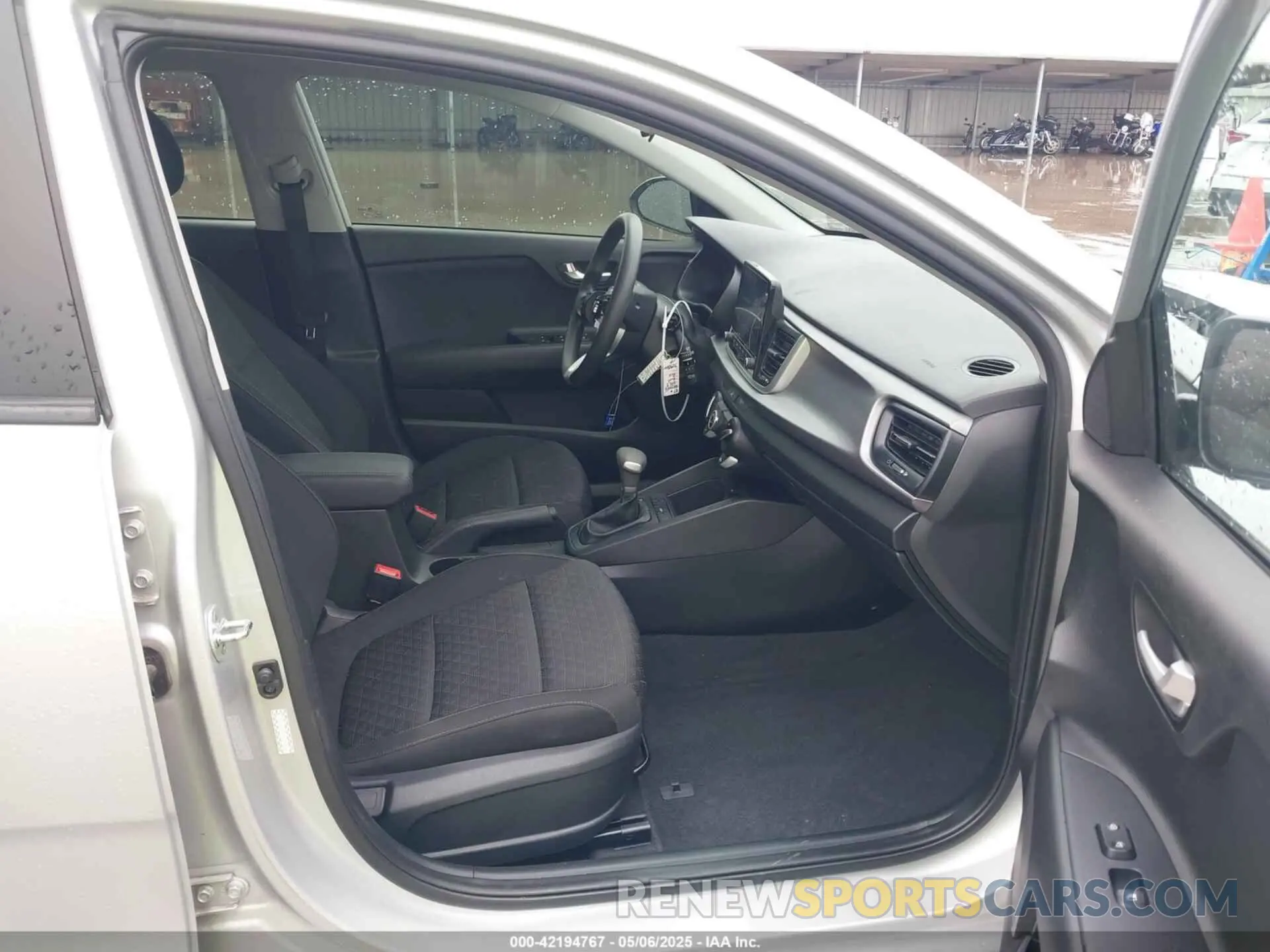5 Photograph of a damaged car 3KPA25AD3PE529800 KIA RIO 5-DOOR 2023