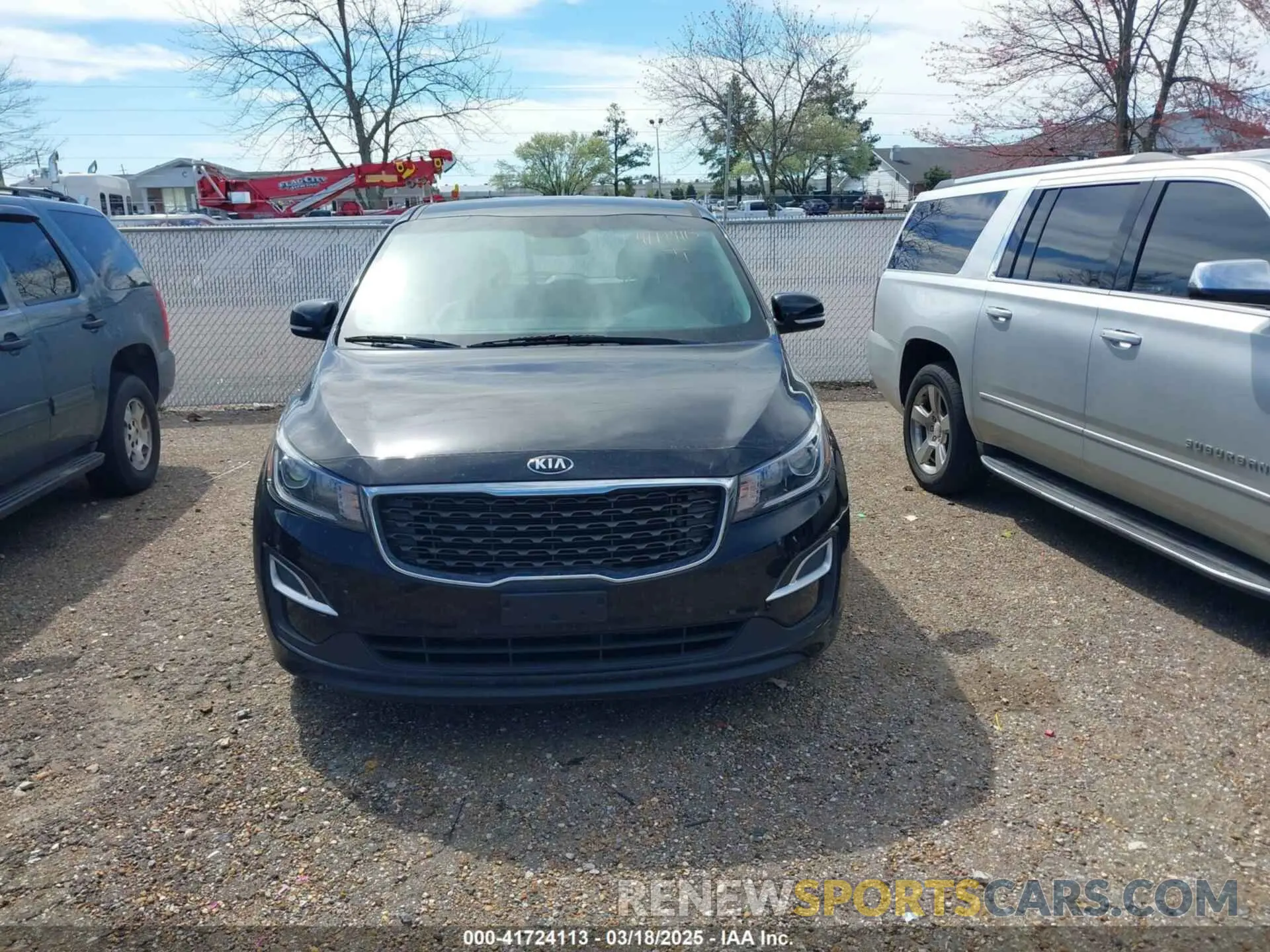 12 Photograph of a damaged car KNDMA5C13K6508978 KIA SEDONA 2019