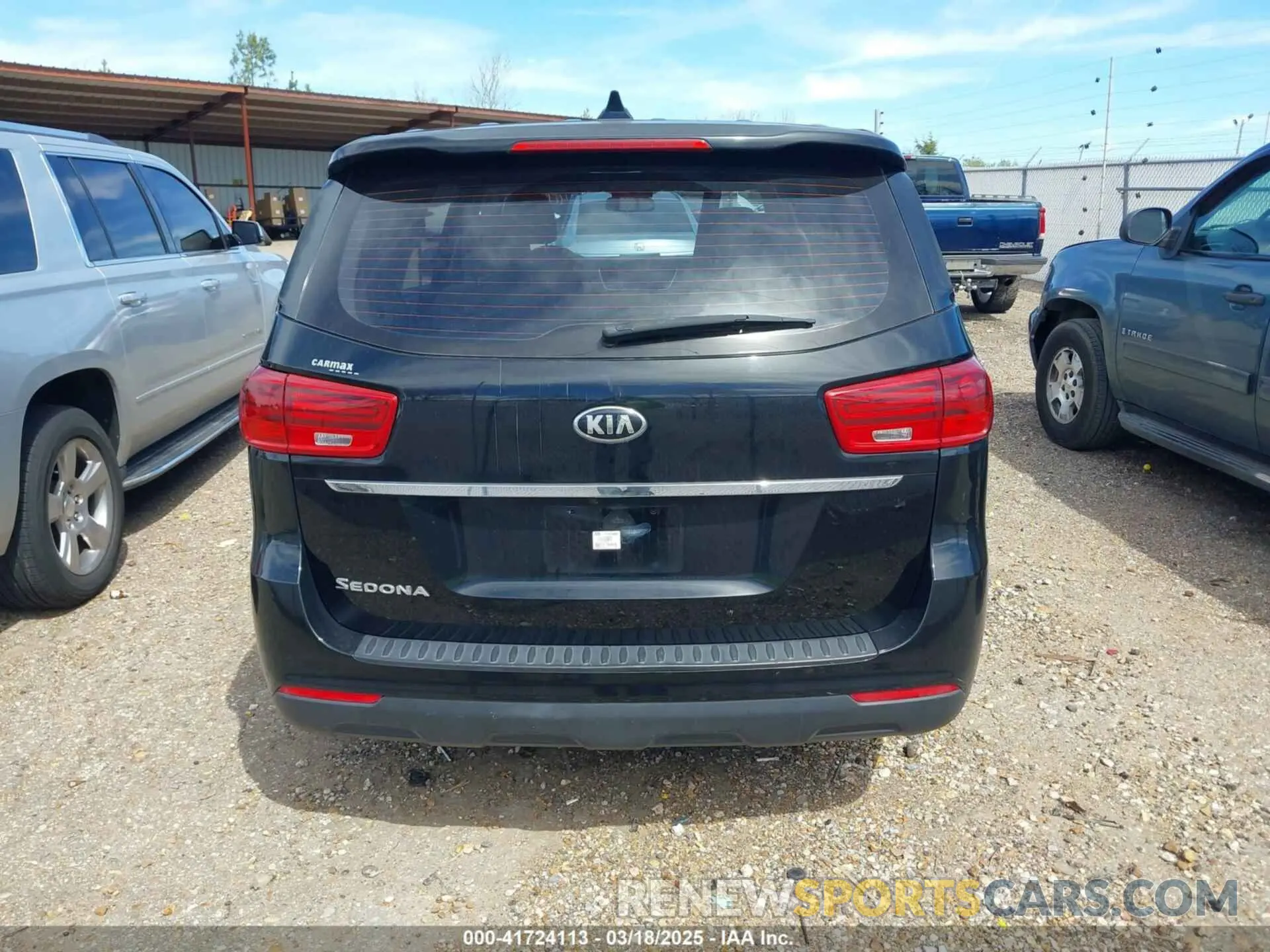 16 Photograph of a damaged car KNDMA5C13K6508978 KIA SEDONA 2019