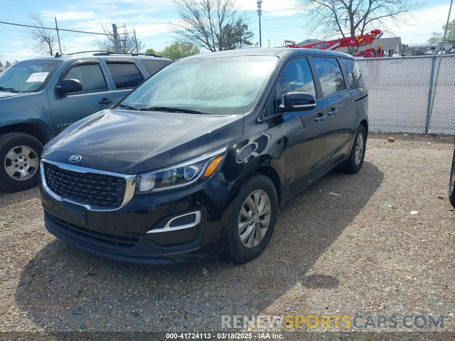 2 Photograph of a damaged car KNDMA5C13K6508978 KIA SEDONA 2019