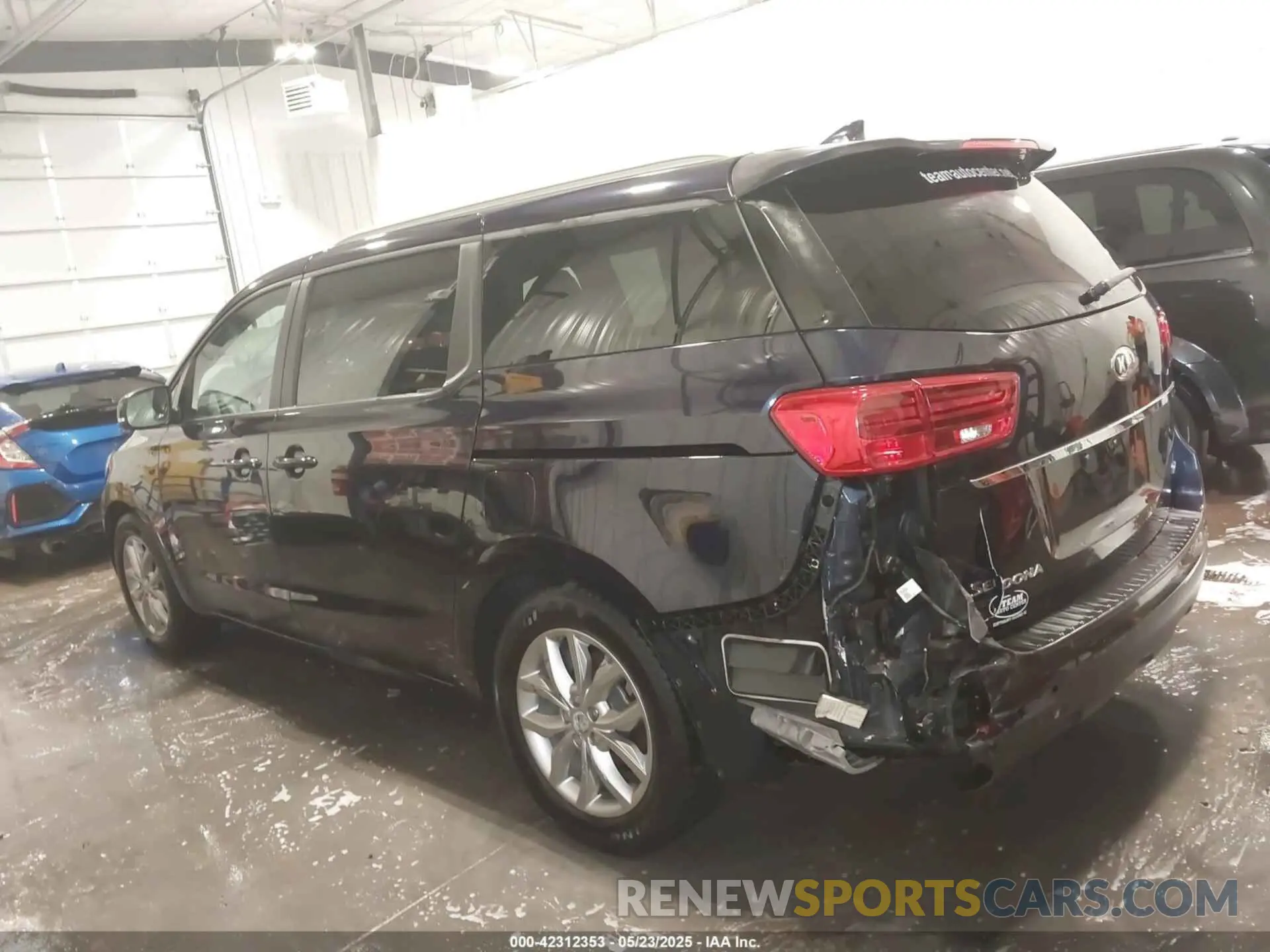 15 Photograph of a damaged car KNDMB5C12K6503137 KIA SEDONA 2019