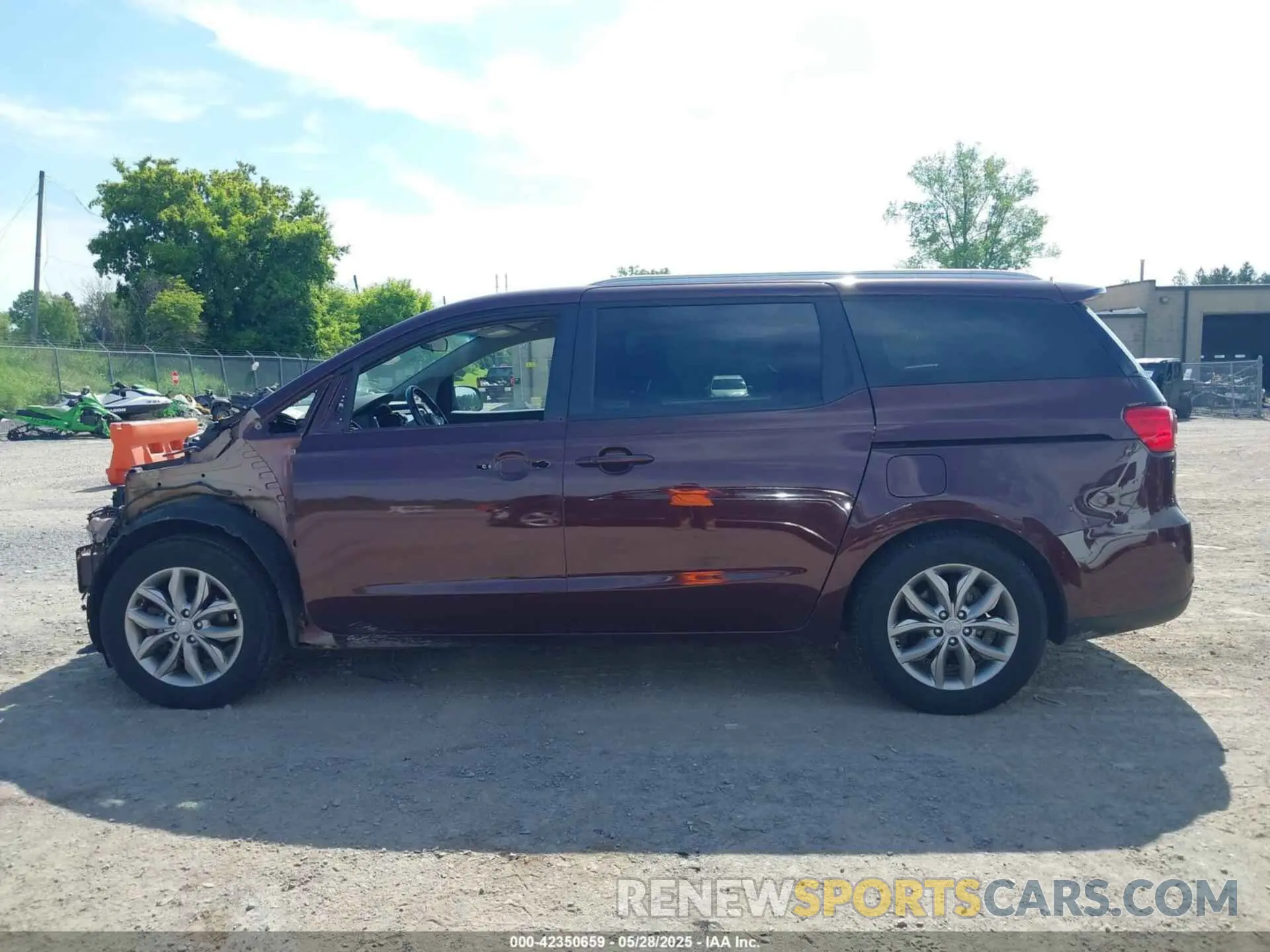 15 Photograph of a damaged car KNDMB5C12K6505504 KIA SEDONA 2019