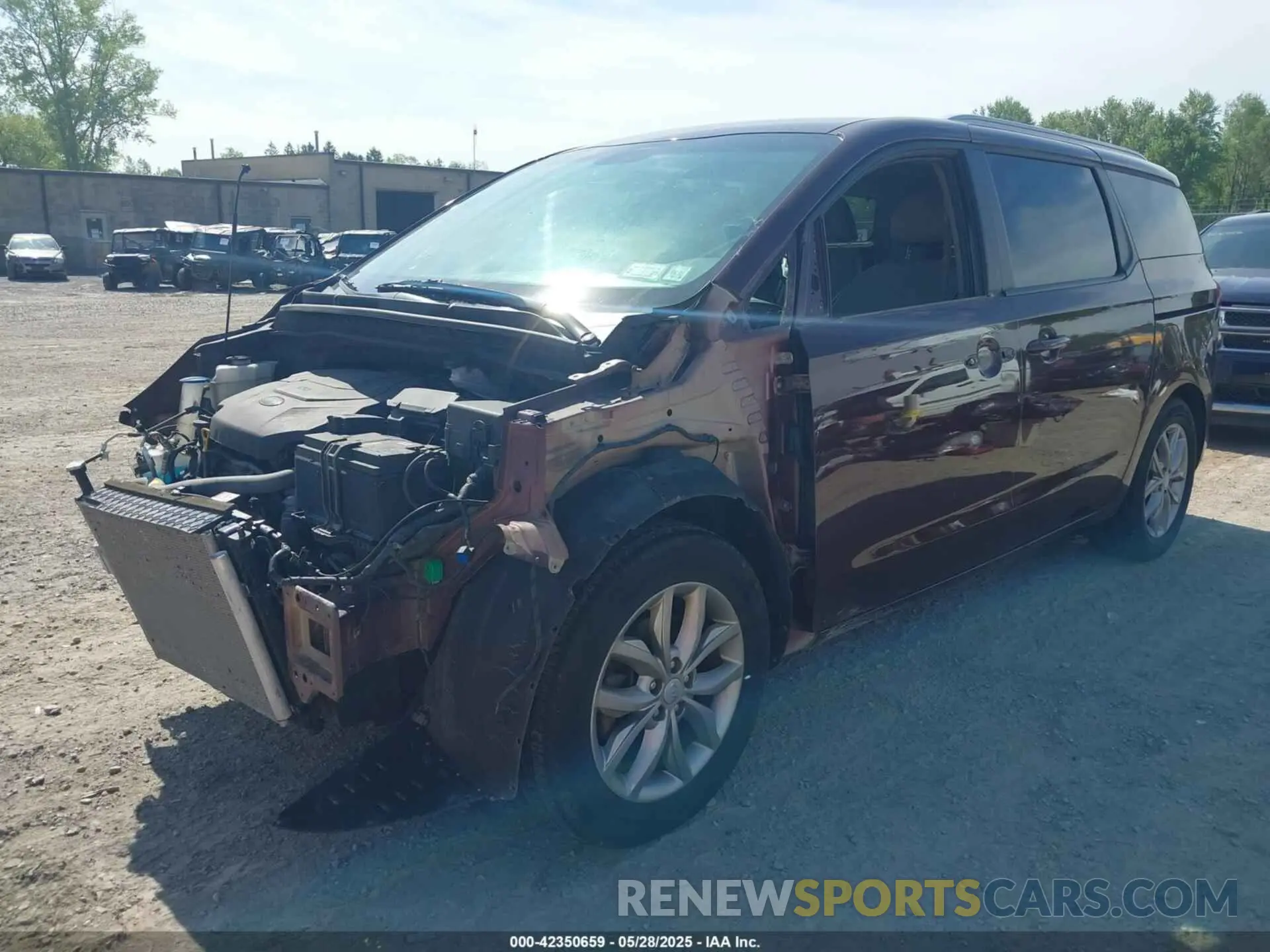 2 Photograph of a damaged car KNDMB5C12K6505504 KIA SEDONA 2019