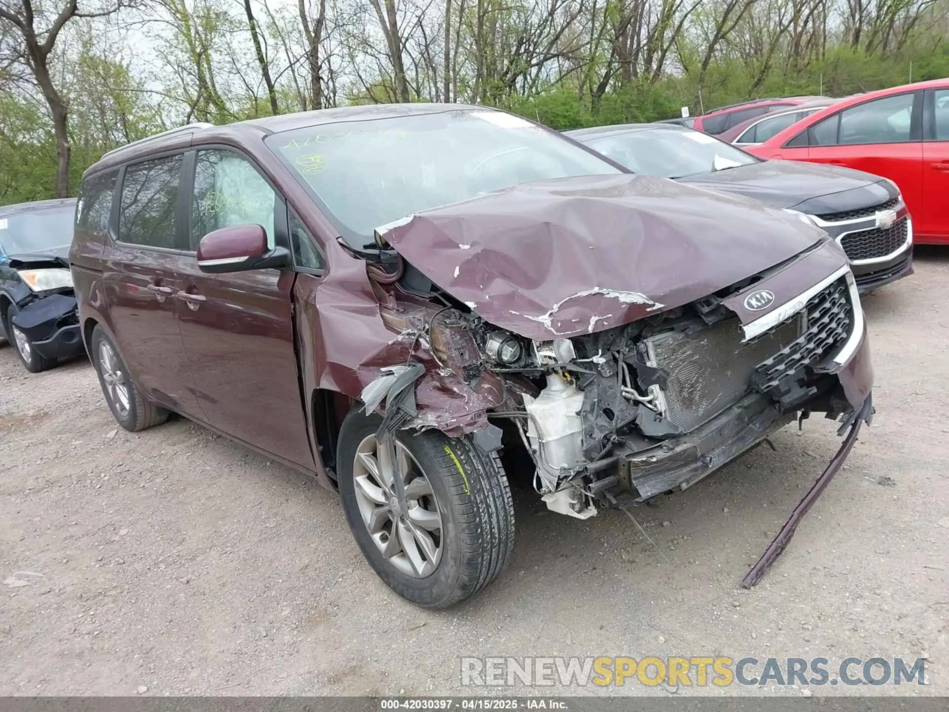 1 Photograph of a damaged car KNDMB5C12K6537496 KIA SEDONA 2019