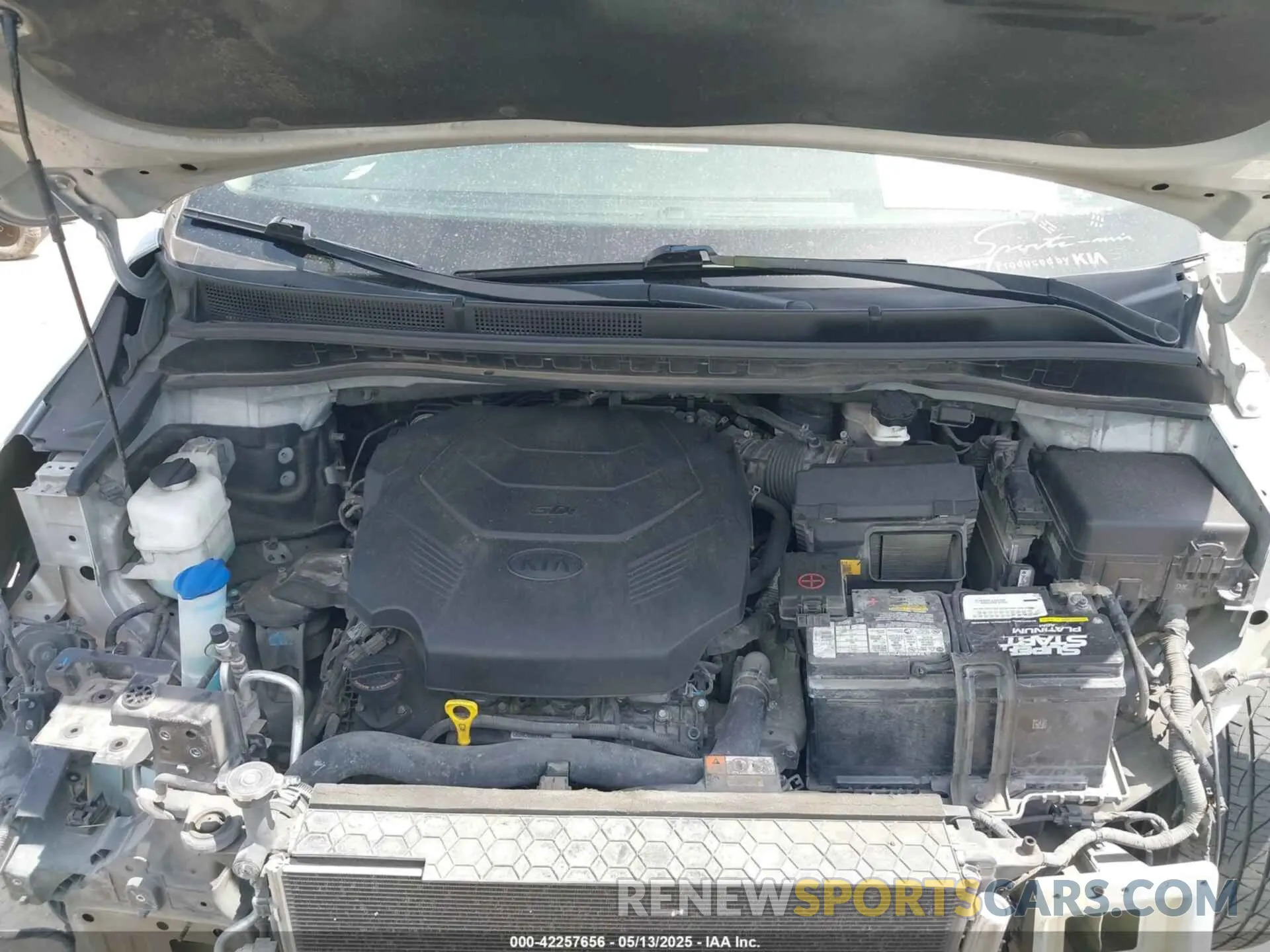 10 Photograph of a damaged car KNDMB5C14K6502846 KIA SEDONA 2019