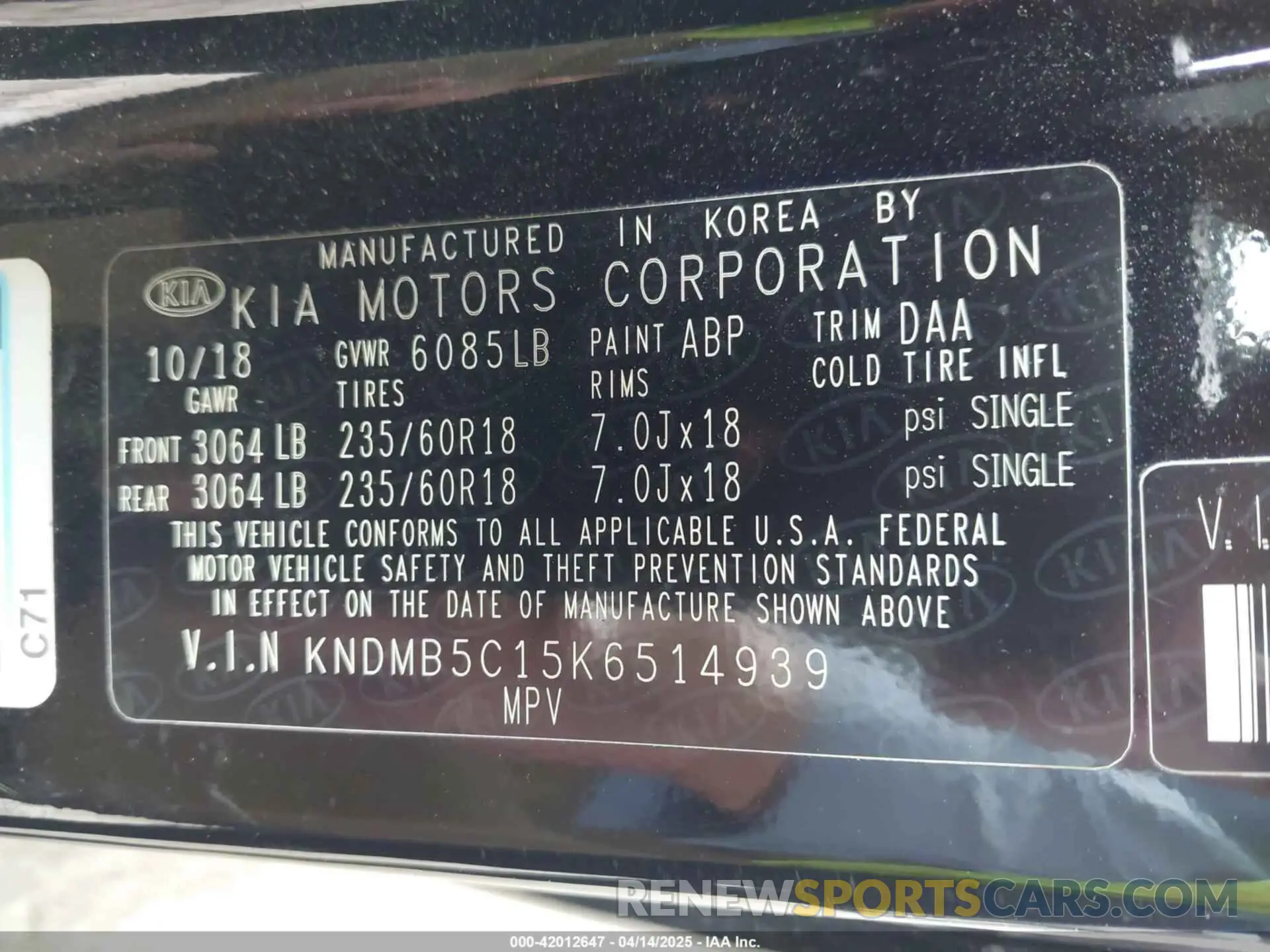 9 Photograph of a damaged car KNDMB5C15K6514939 KIA SEDONA 2019