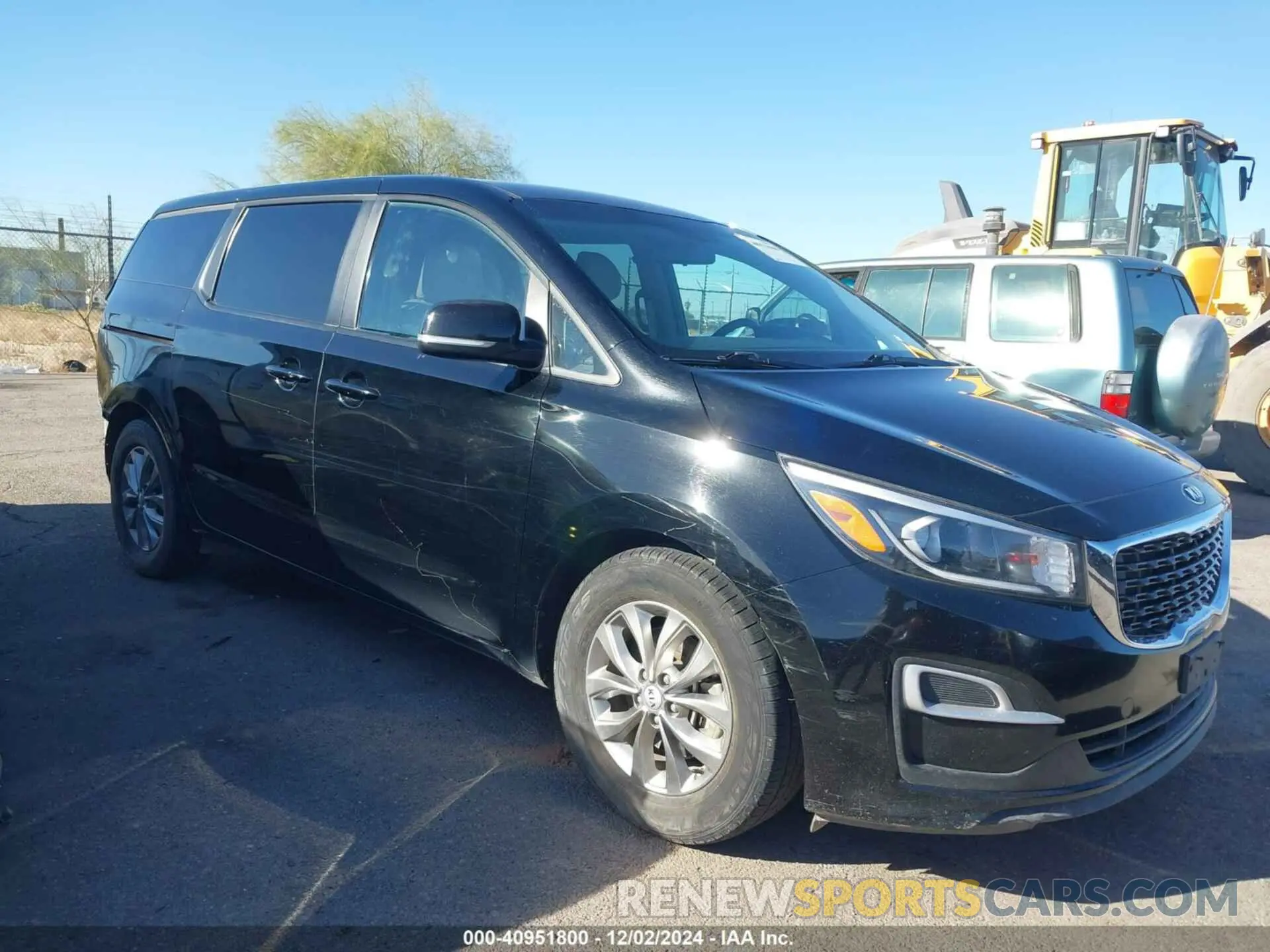 14 Photograph of a damaged car KNDMB5C11L6594029 KIA SEDONA 2020