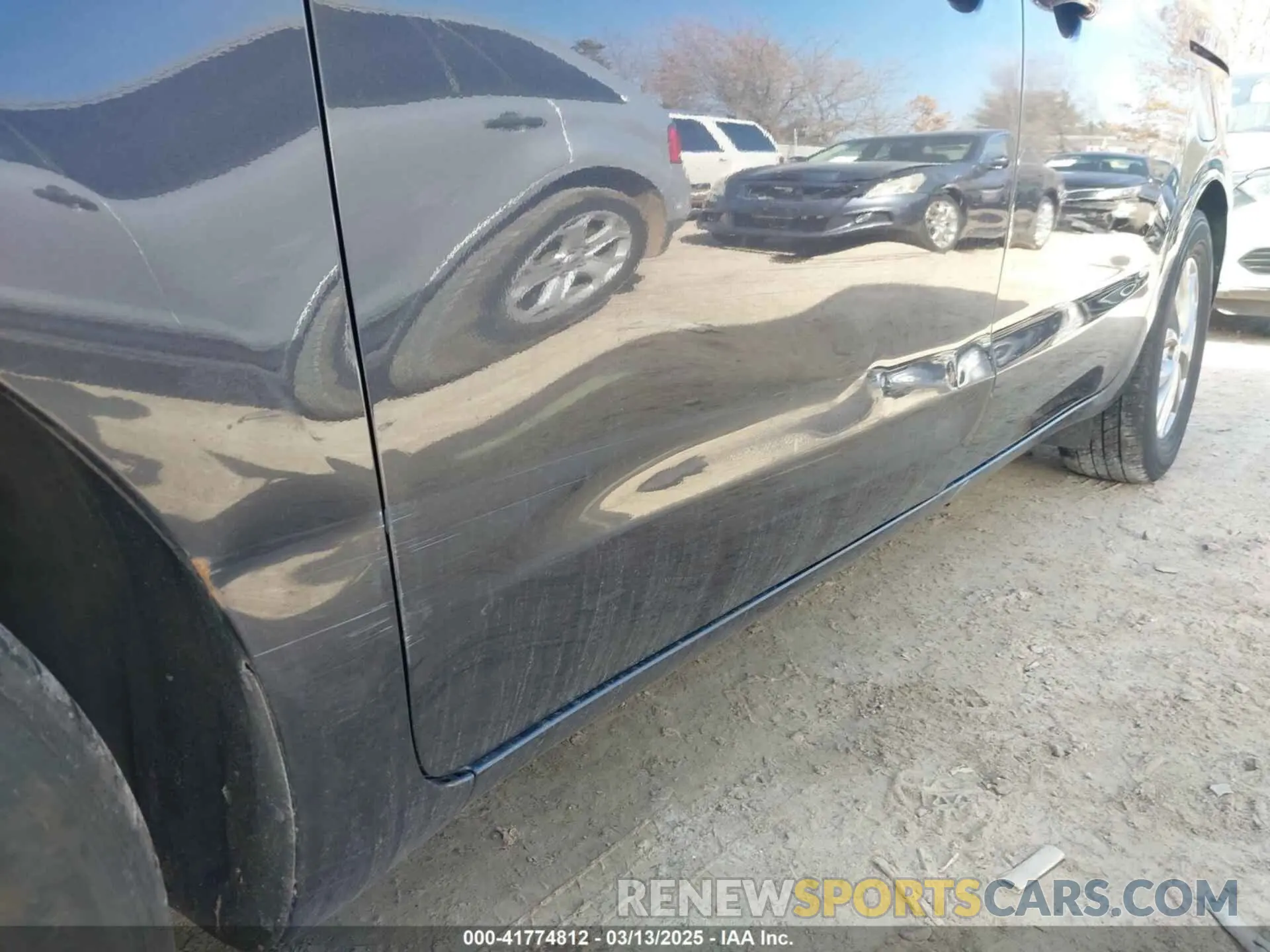 22 Photograph of a damaged car KNDMB5C13L6617567 KIA SEDONA 2020