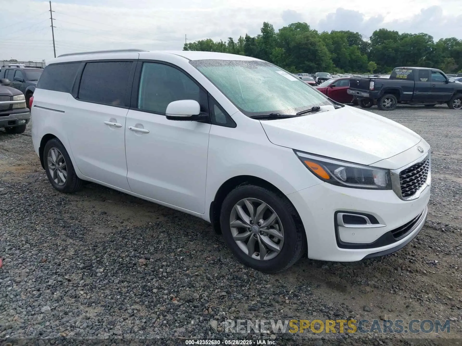 1 Photograph of a damaged car KNDMB5C10M6665139 KIA SEDONA 2021