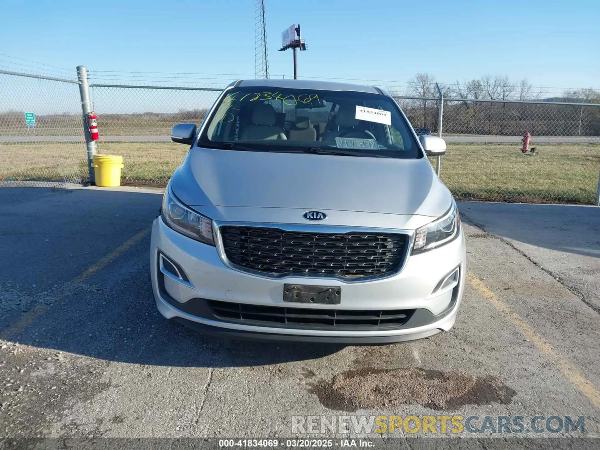 13 Photograph of a damaged car KNDMB5C18M6673540 KIA SEDONA 2021