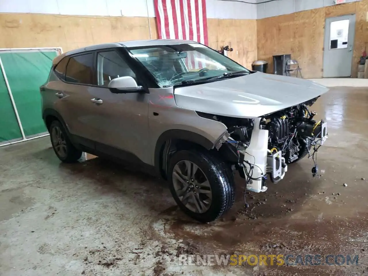 4 Photograph of a damaged car KNDEPCAA0M7044622 KIA SELTOS 2021