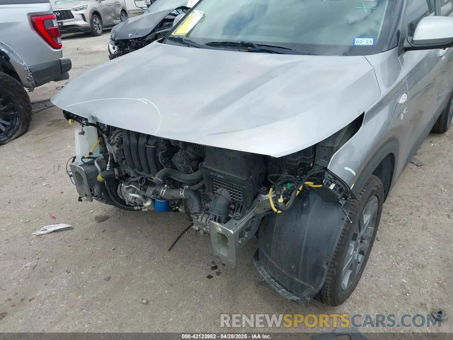 6 Photograph of a damaged car KNDEPCAA0M7045897 KIA SELTOS 2021
