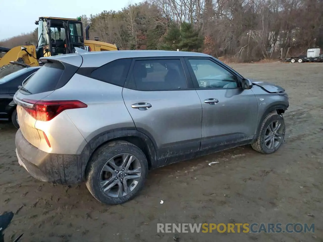 3 Photograph of a damaged car KNDEPCAA1M7144535 KIA SELTOS 2021