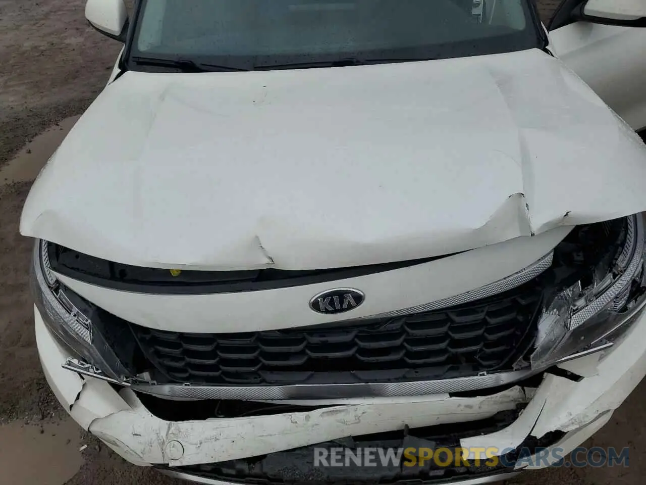 12 Photograph of a damaged car KNDEPCAA1M7173453 KIA SELTOS 2021