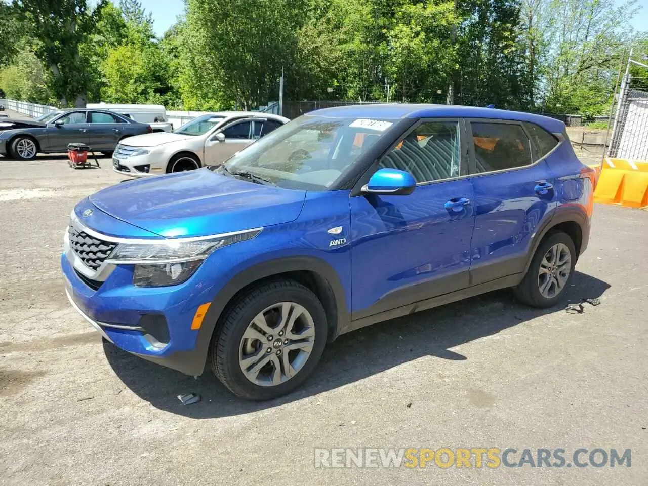 1 Photograph of a damaged car KNDEPCAA2M7080957 KIA SELTOS 2021