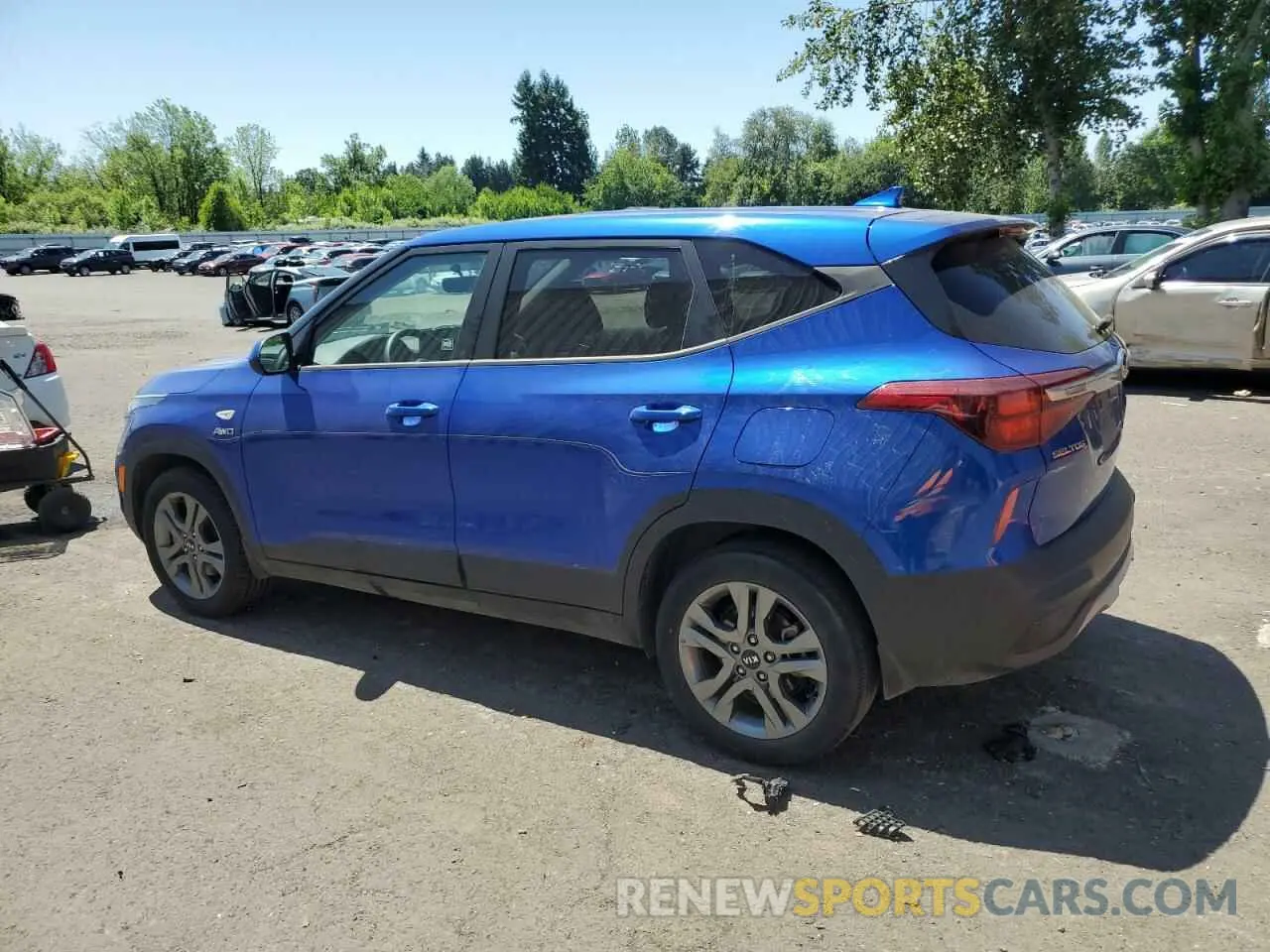 2 Photograph of a damaged car KNDEPCAA2M7080957 KIA SELTOS 2021