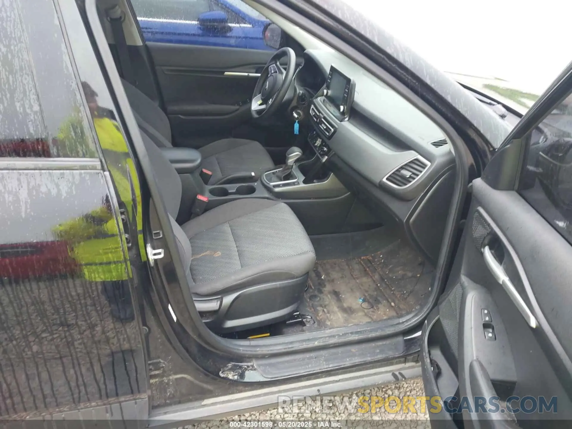 5 Photograph of a damaged car KNDEPCAA2M7128070 KIA SELTOS 2021