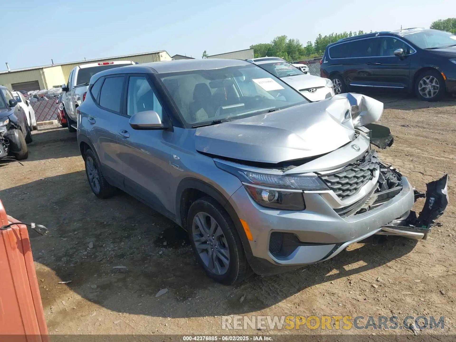 1 Photograph of a damaged car KNDEPCAA2M7224782 KIA SELTOS 2021