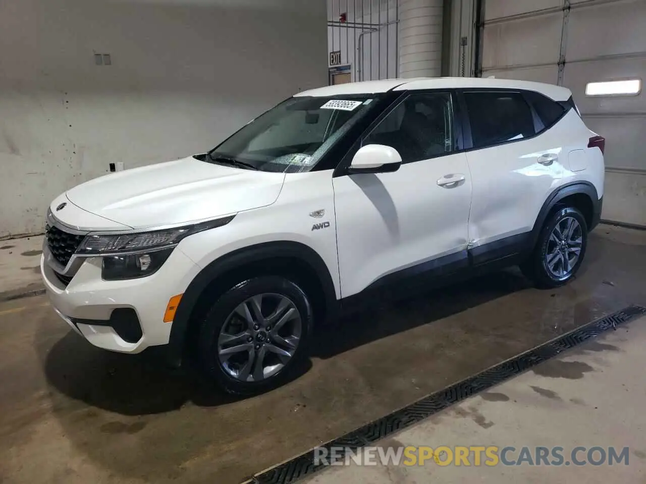 1 Photograph of a damaged car KNDEPCAA4M7138115 KIA SELTOS 2021