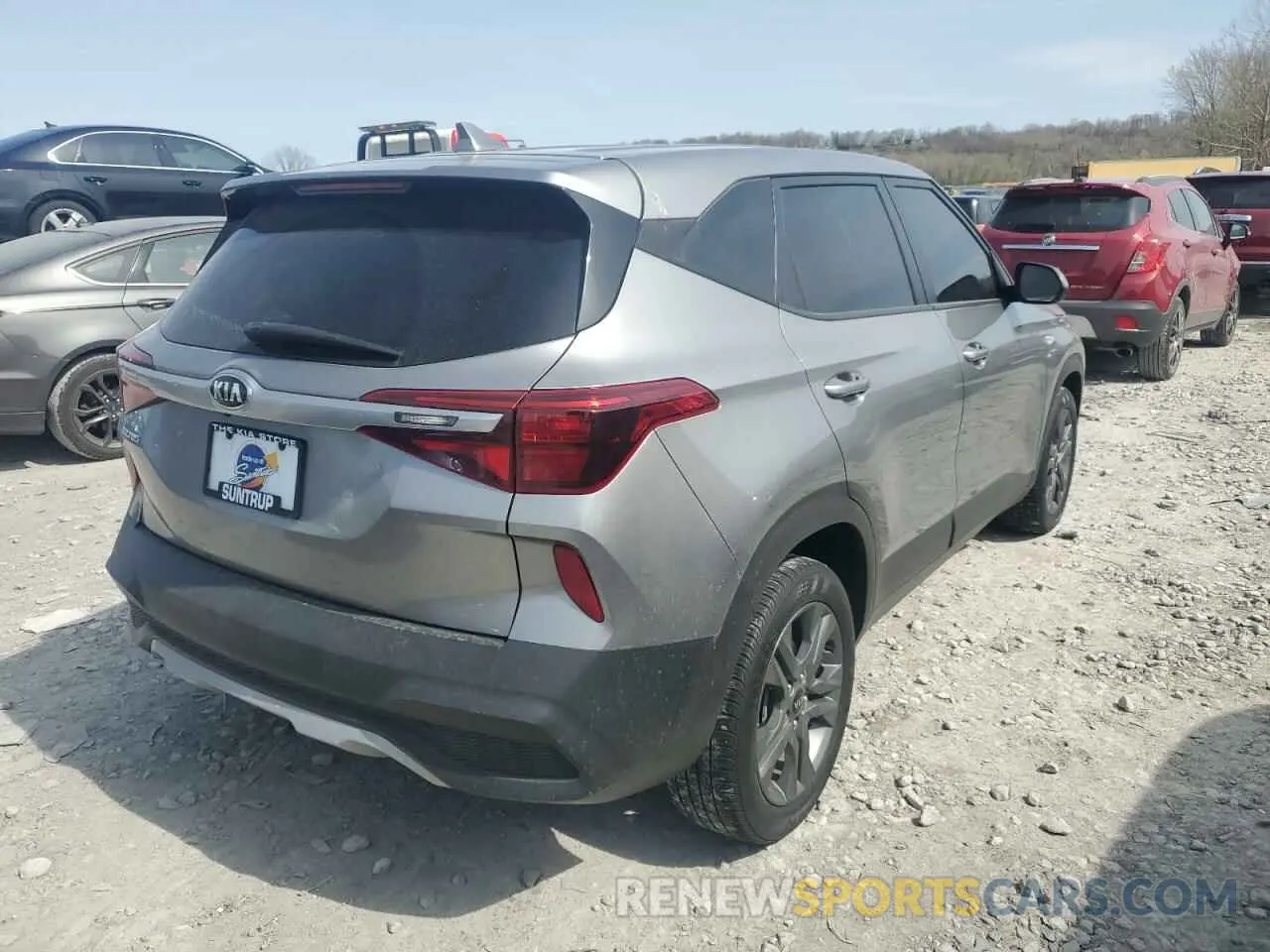 3 Photograph of a damaged car KNDEPCAA4M7153813 KIA SELTOS 2021