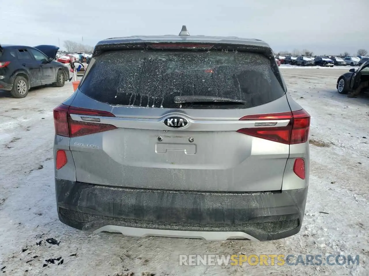 6 Photograph of a damaged car KNDEPCAA5M7093010 KIA SELTOS 2021